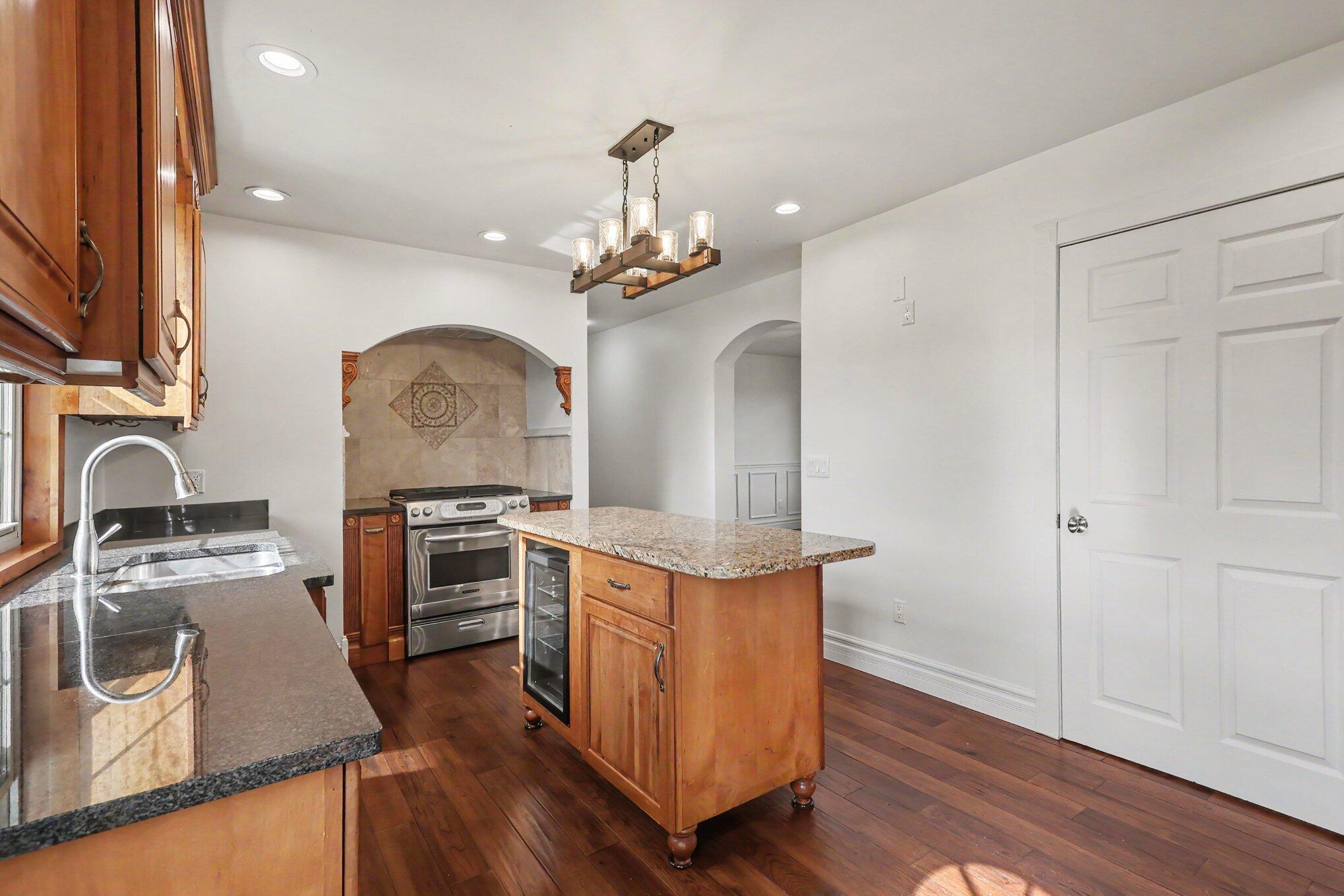 1438 S Satterlee Road