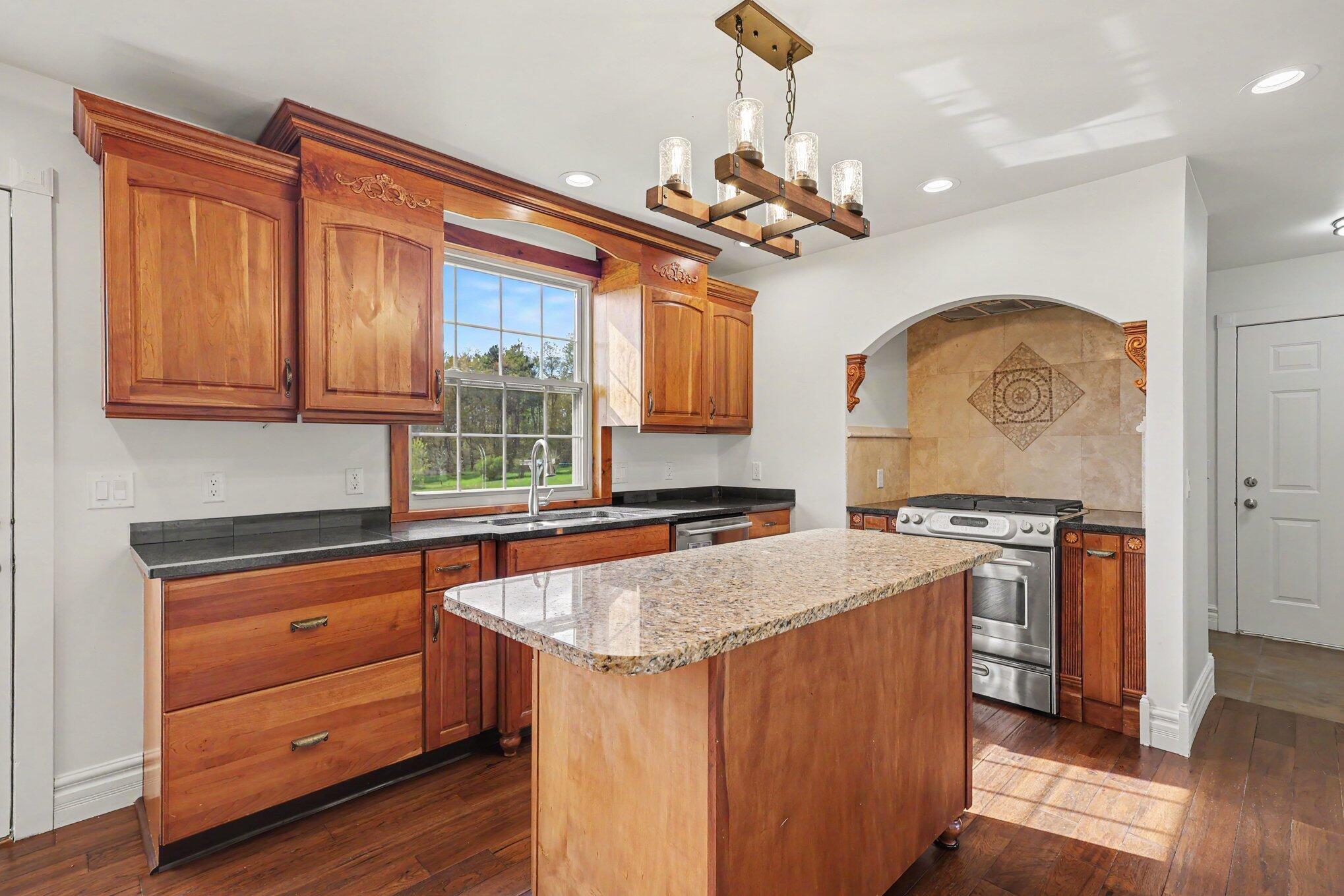 1438 S Satterlee Road
