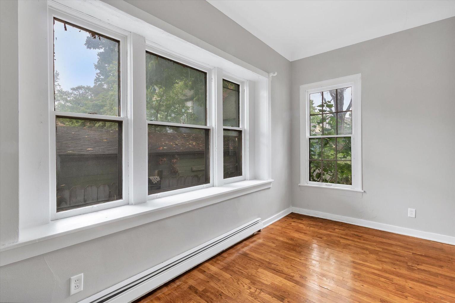 809-807 W Cedar Street