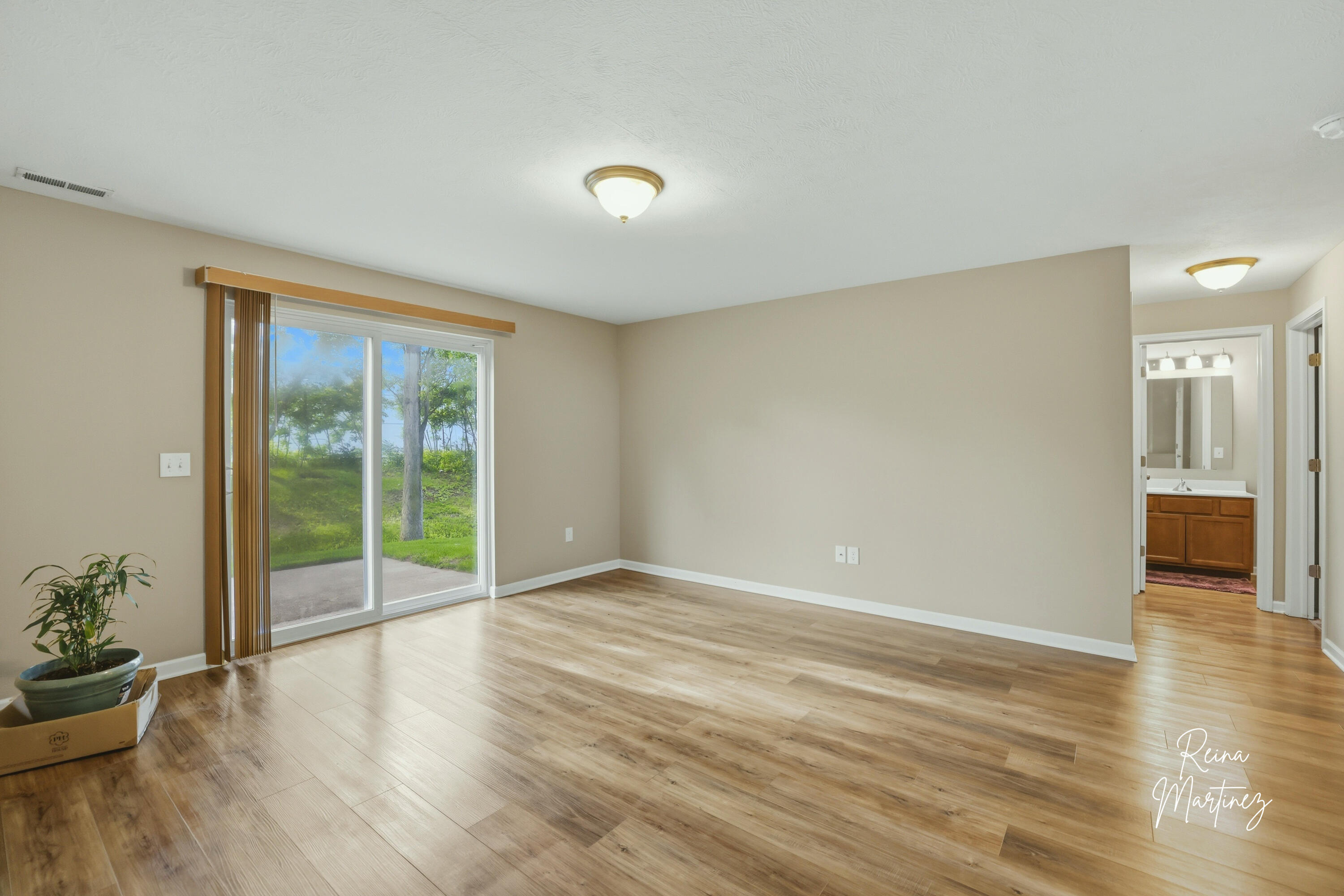 1037 Sunfield Drive