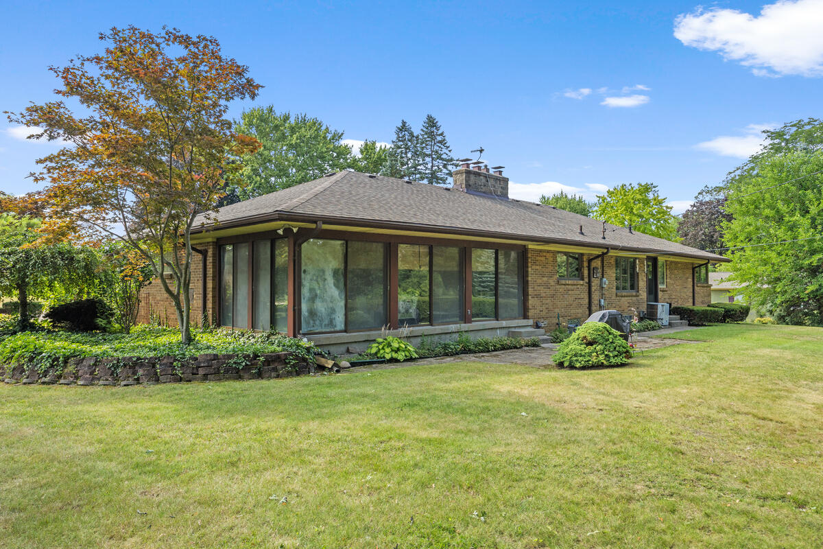 132 Morningside Drive SE