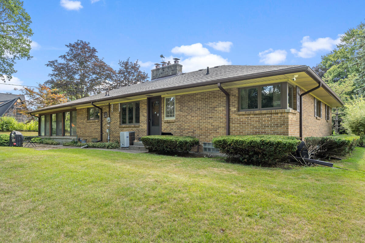 132 Morningside Drive SE