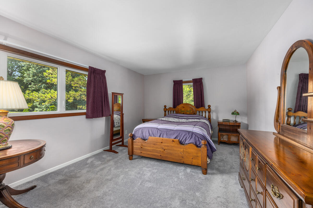 132 Morningside Drive SE