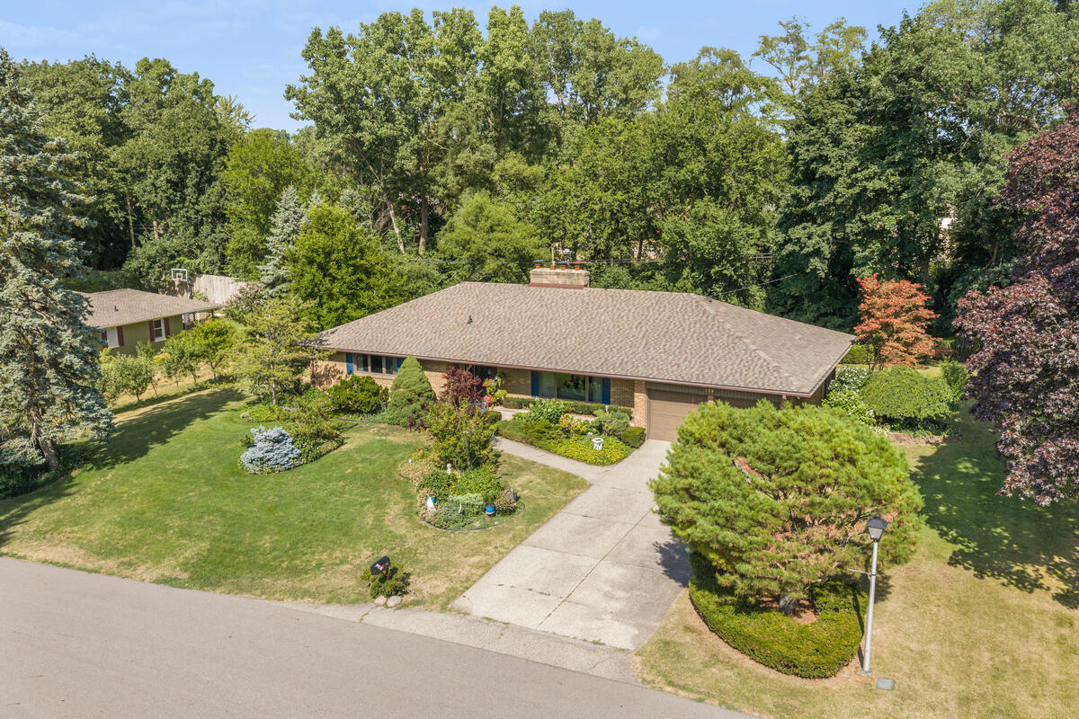 132 Morningside Drive SE