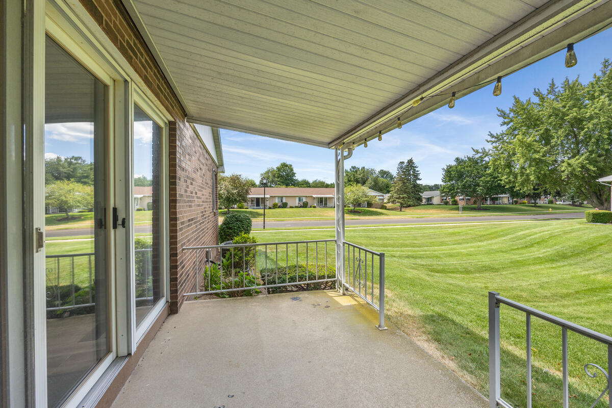 5946 Leisure South Drive SE