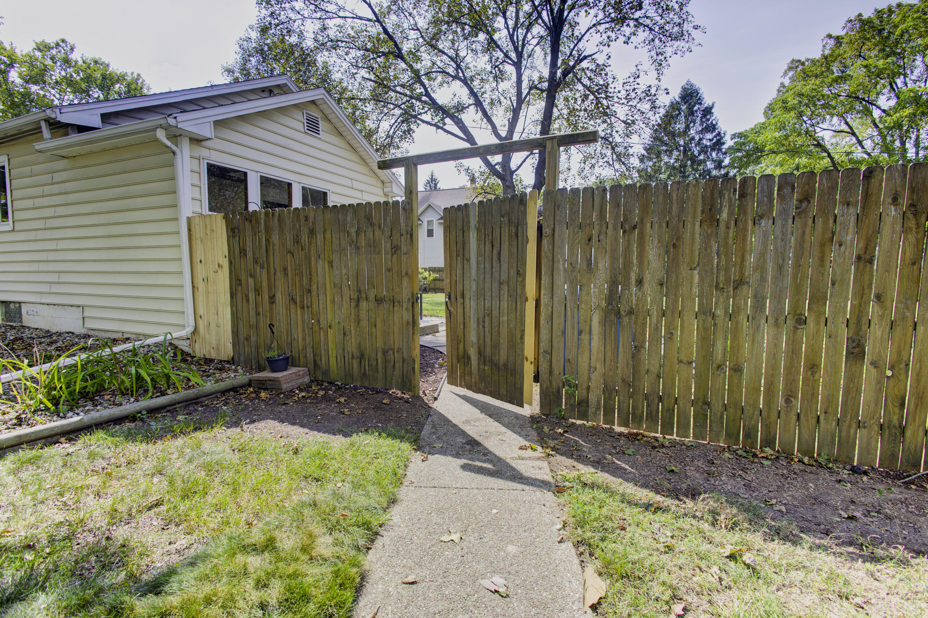 2504 Logan Avenue