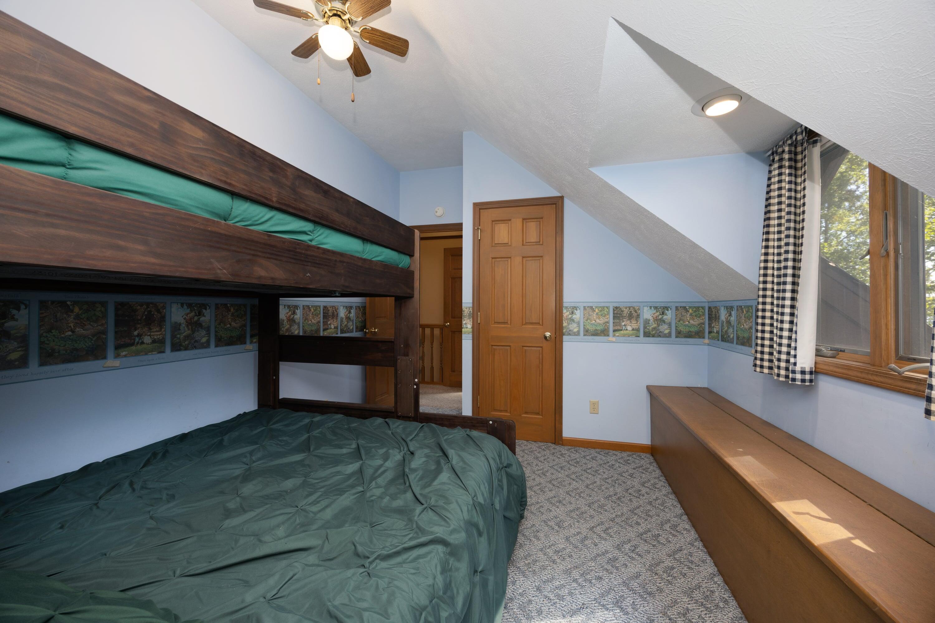 2533 Miner Lake Drive