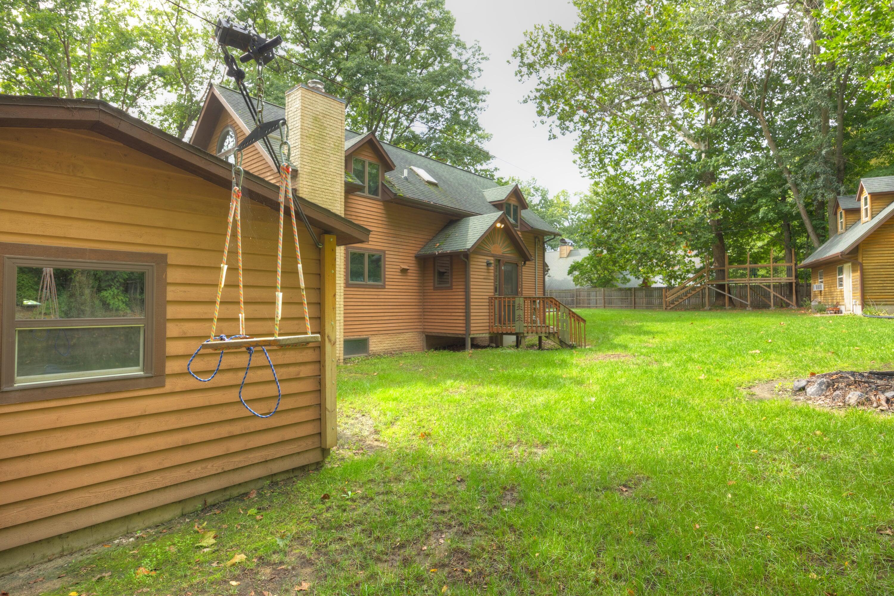 2533 Miner Lake Drive