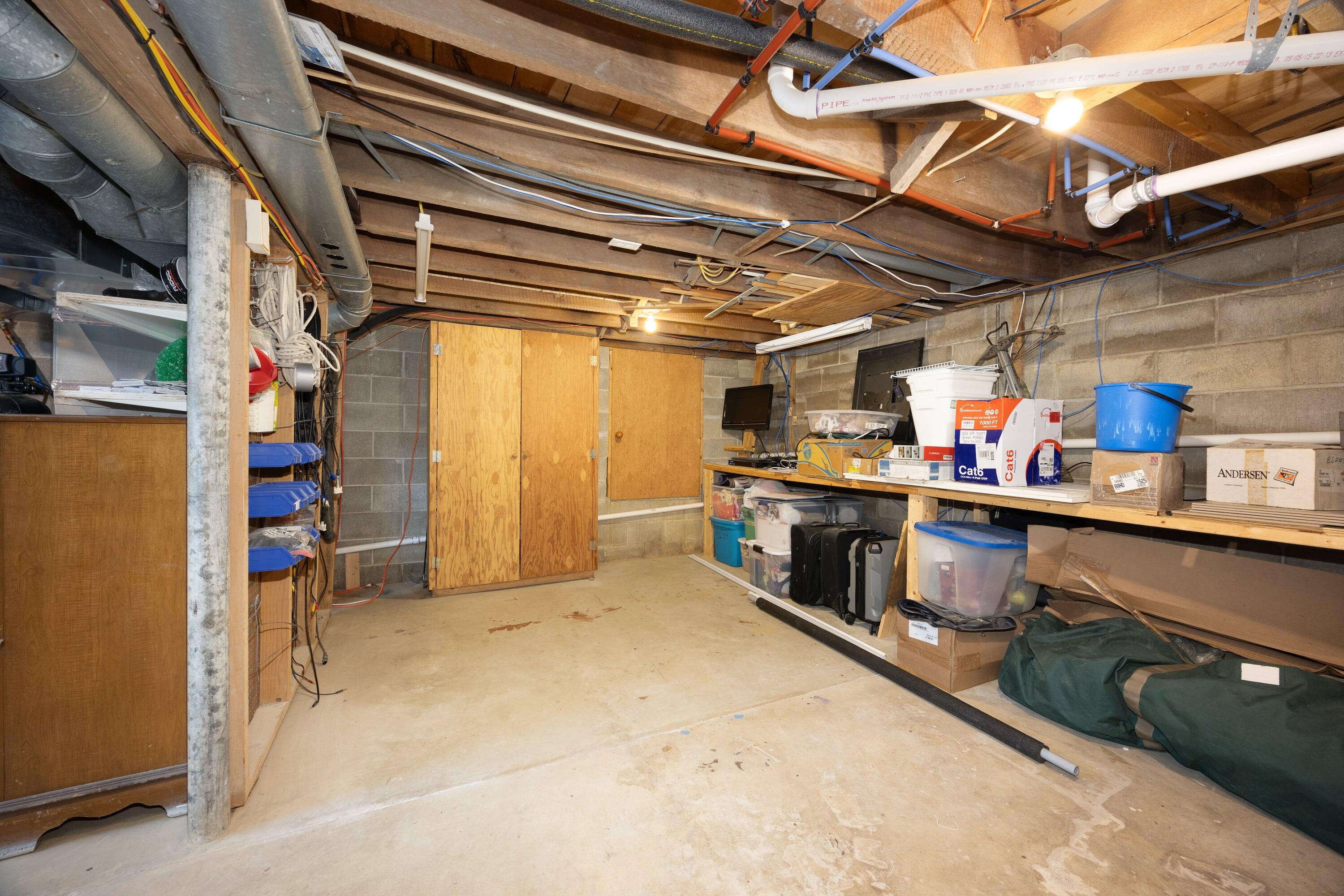 2533 Miner Lake Drive