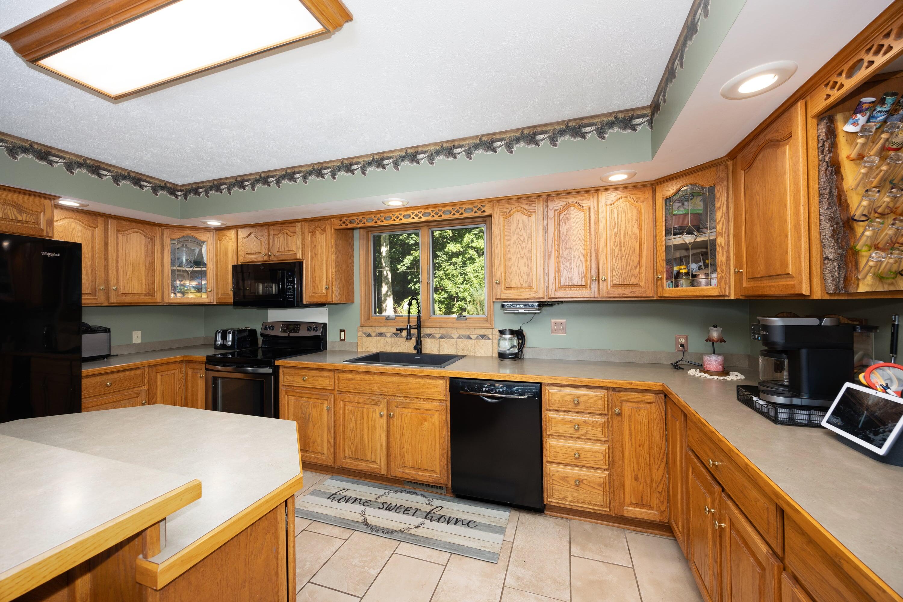 2533 Miner Lake Drive