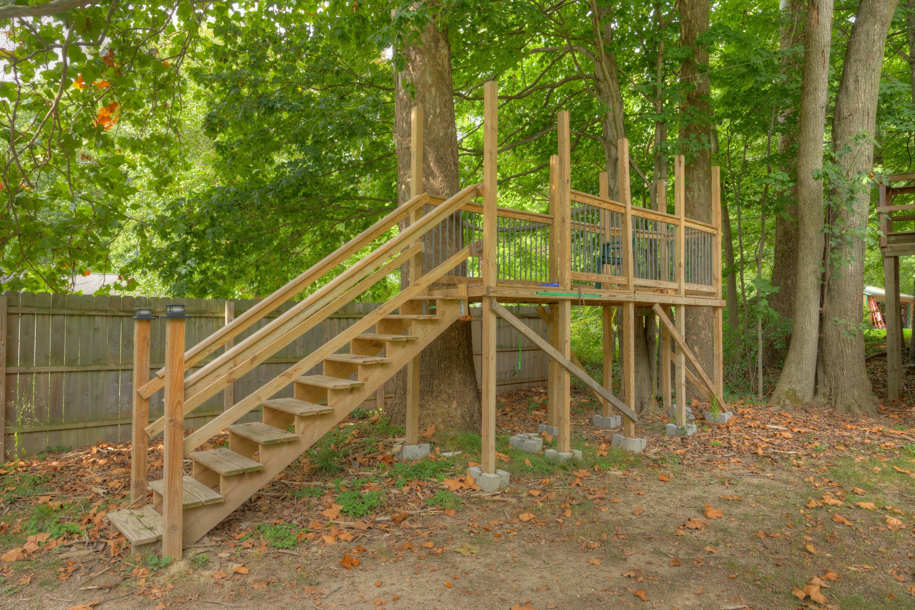 2533 Miner Lake Drive