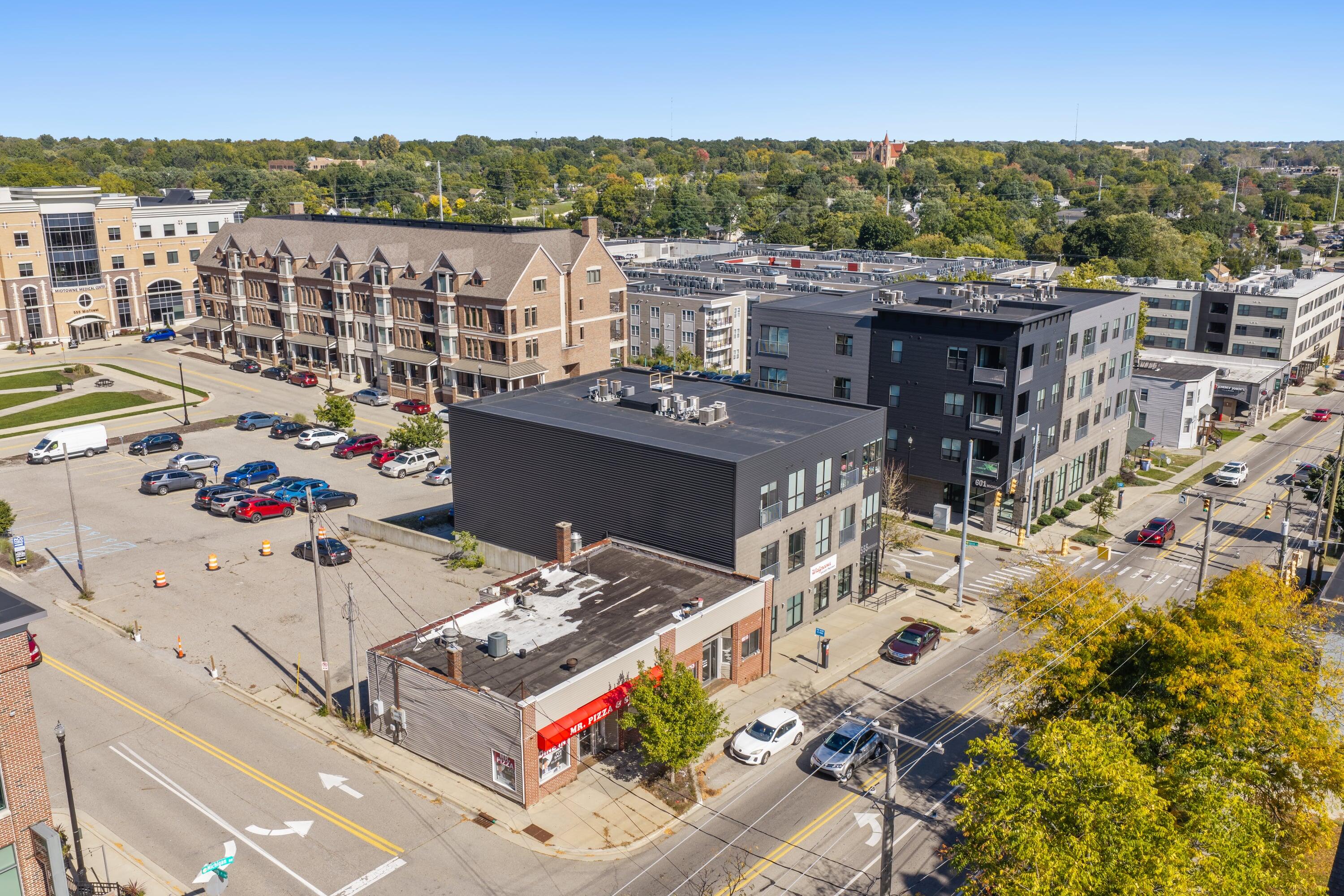 551 Michigan Street NE