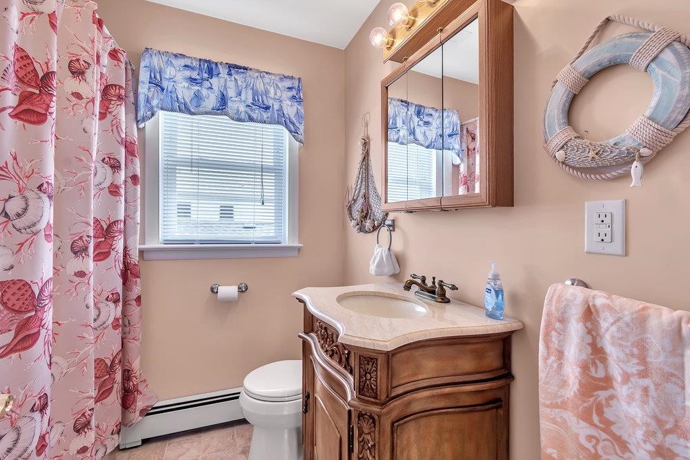 113 E Denver Avenue Unit: 120