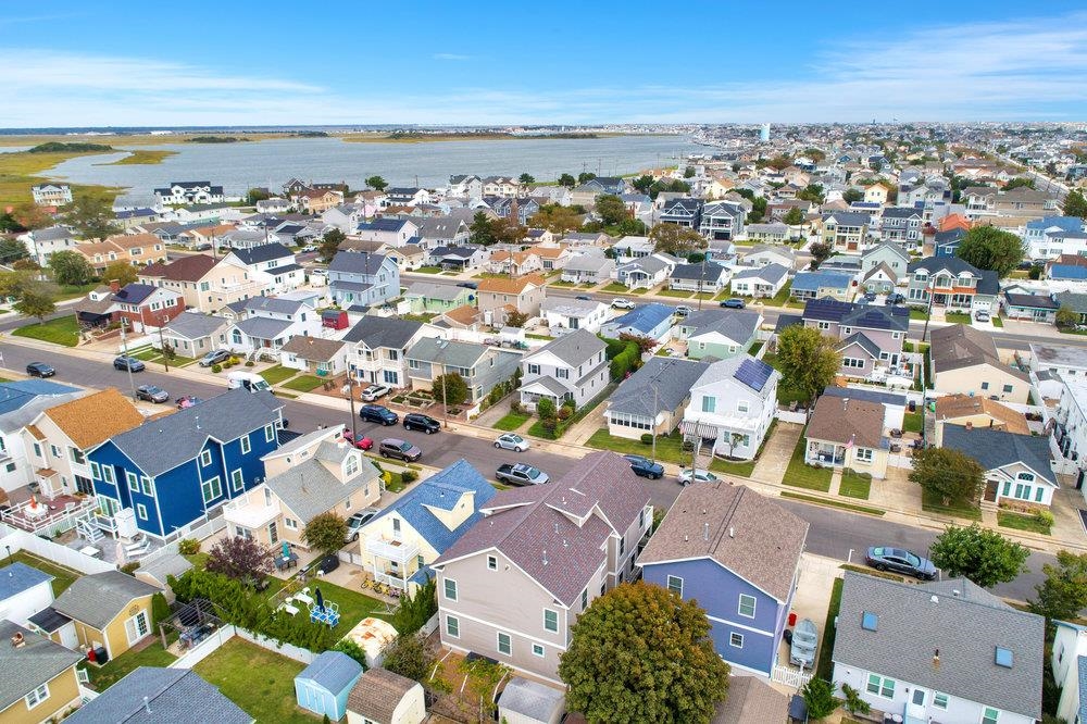 113 E Denver Avenue Unit: 120