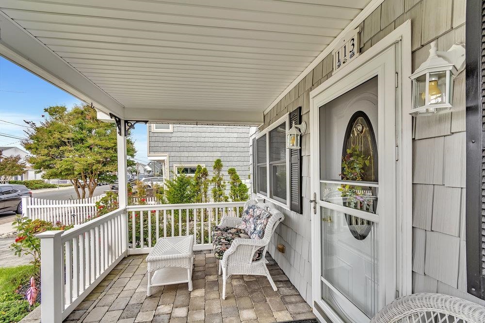 113 E Denver Avenue Unit: 120