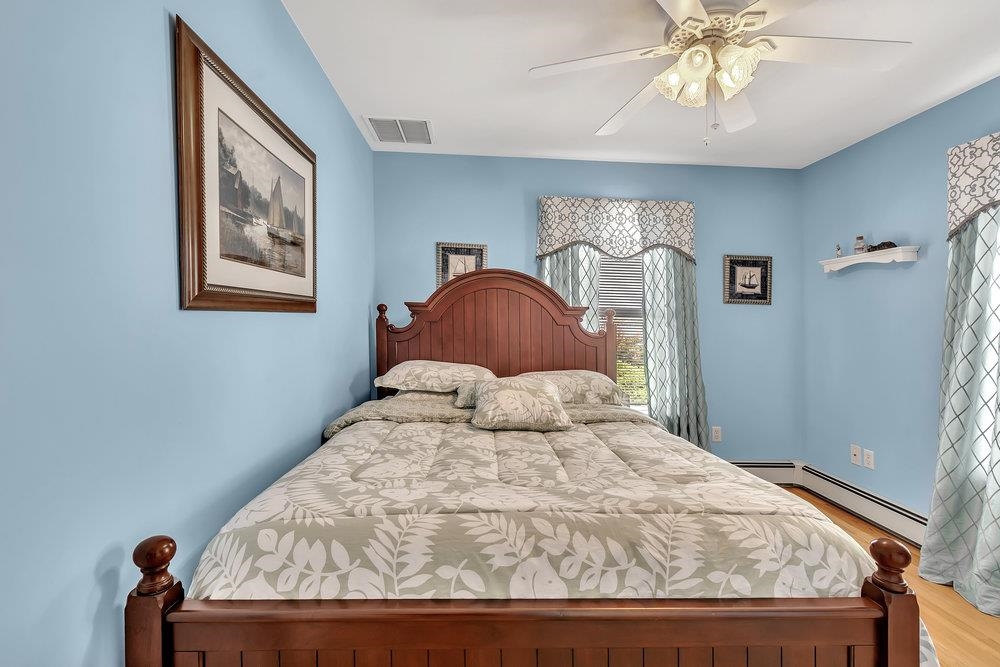 113 E Denver Avenue Unit: 120