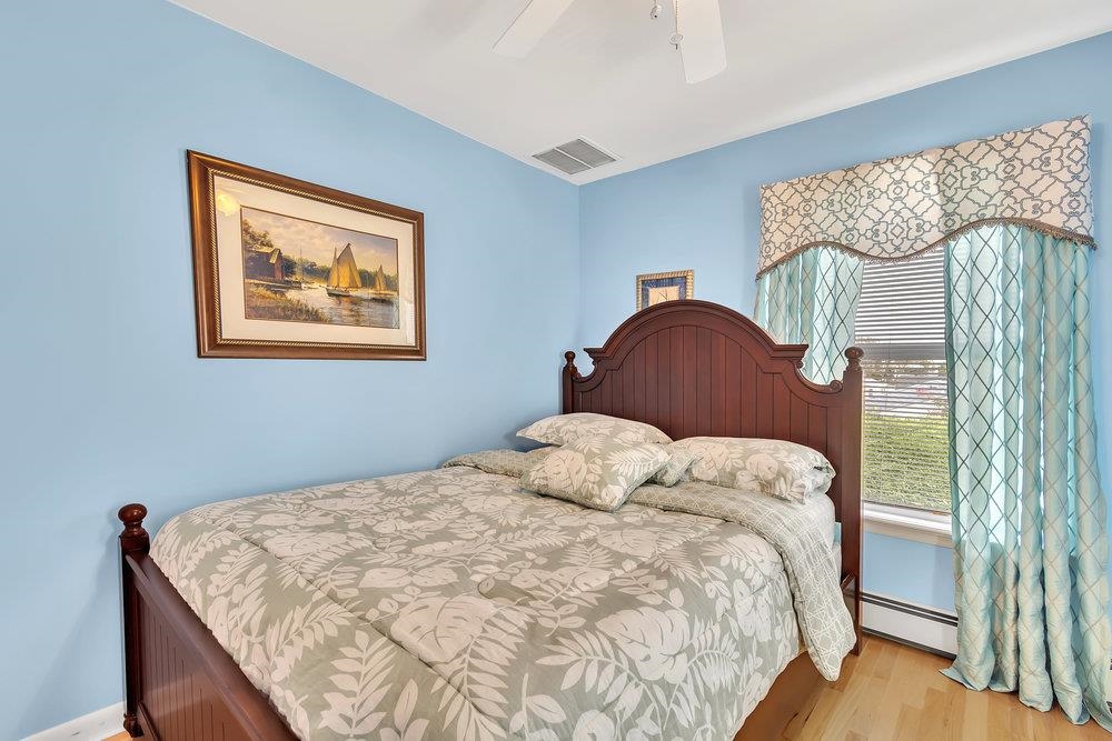 113 E Denver Avenue Unit: 120