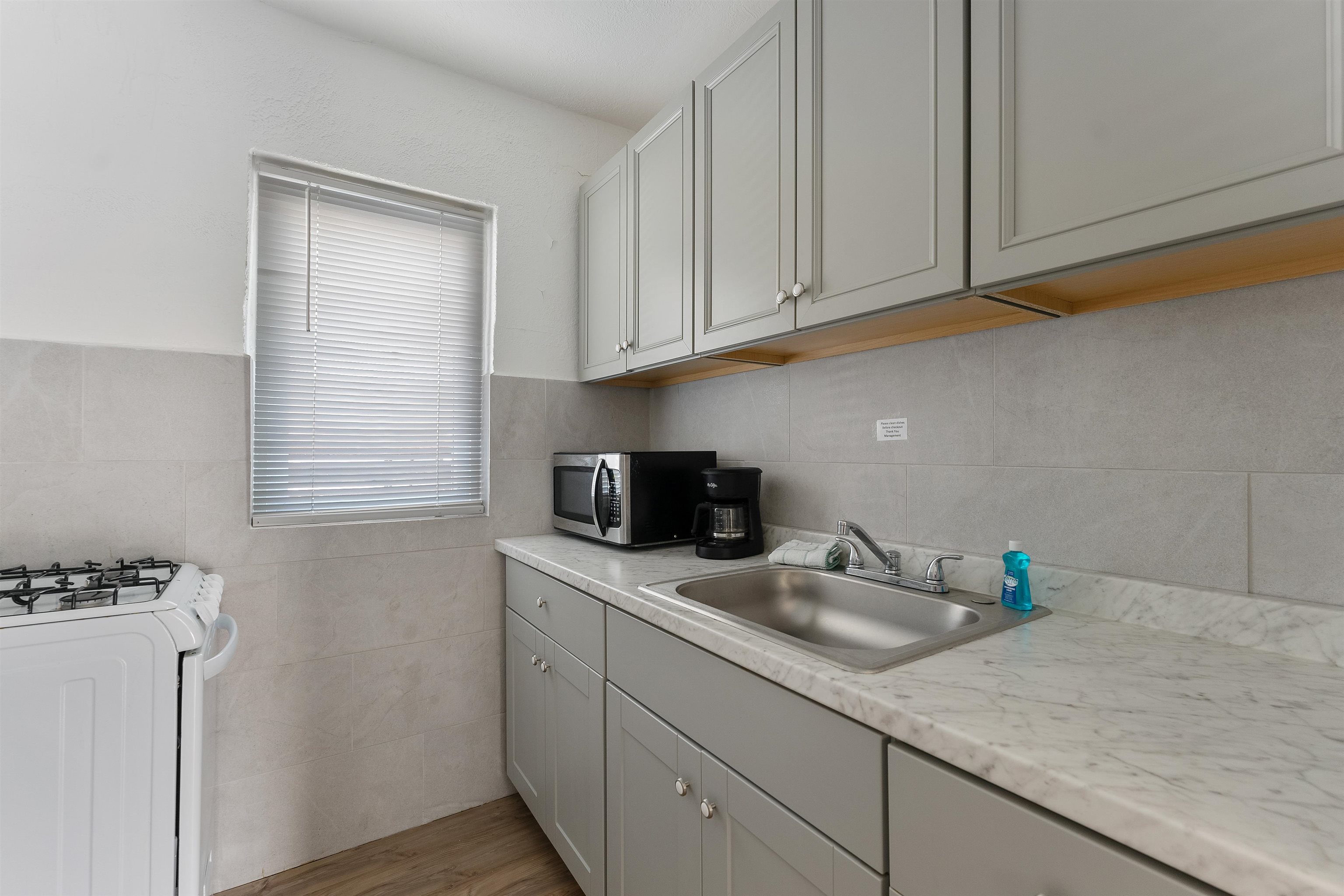 4600 Ocean Avenue Unit: Oceanic Motel