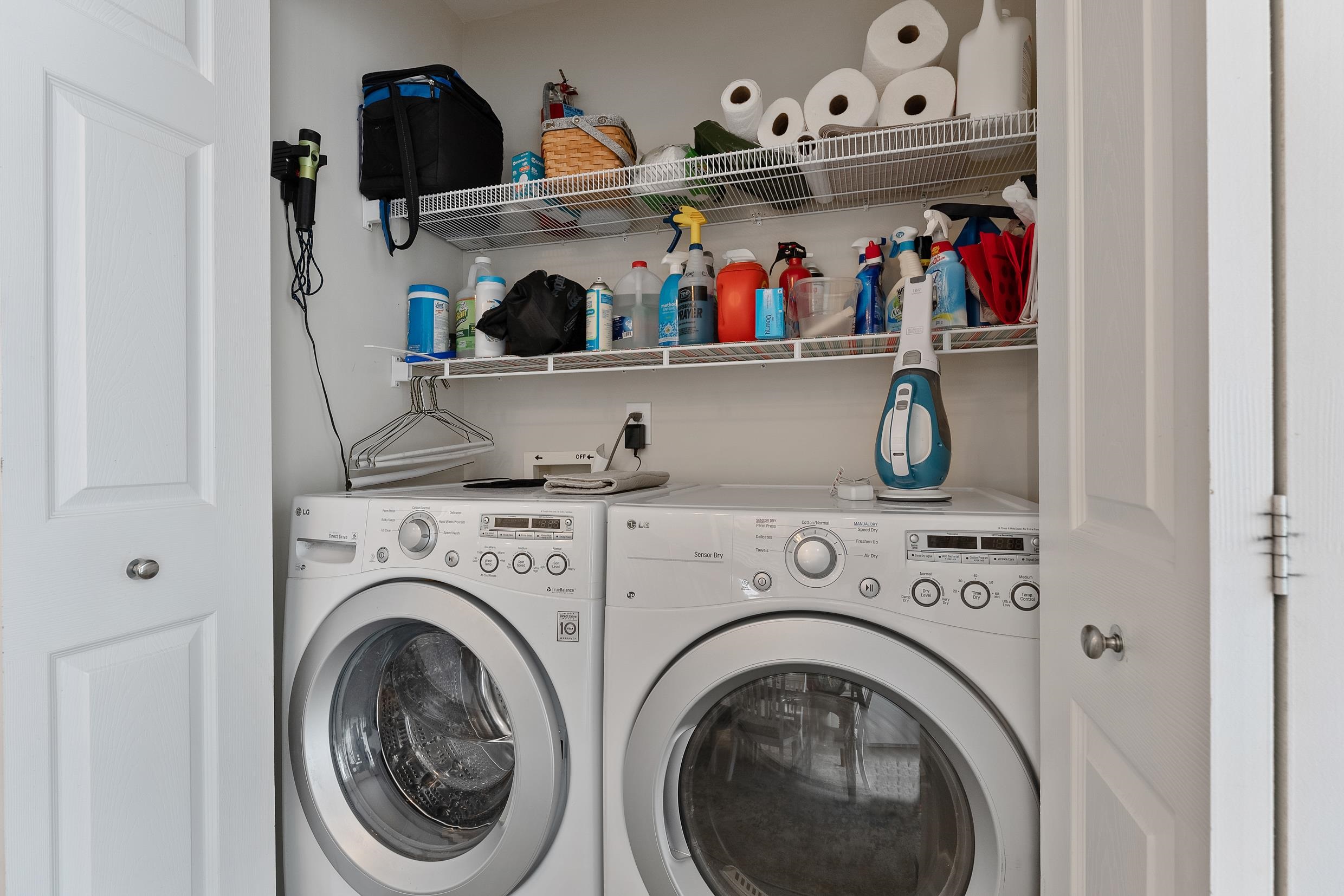 101 W Richmond Avenue Unit: 101