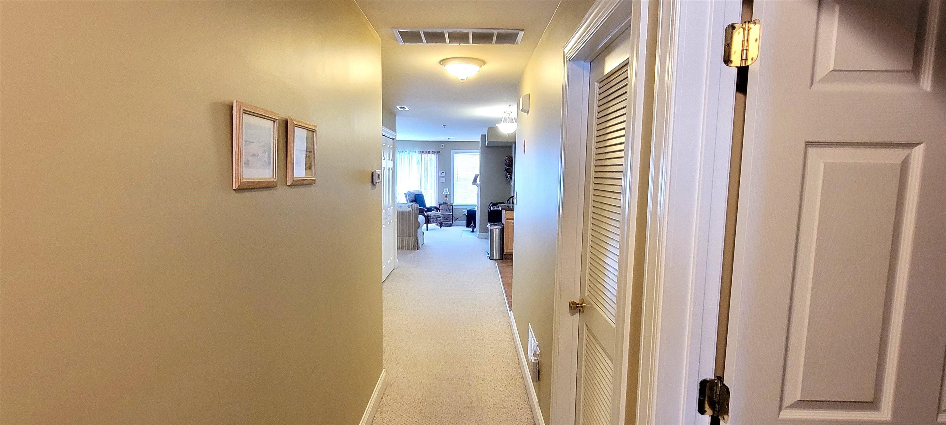 117 E Poplar Avenue Unit: 101