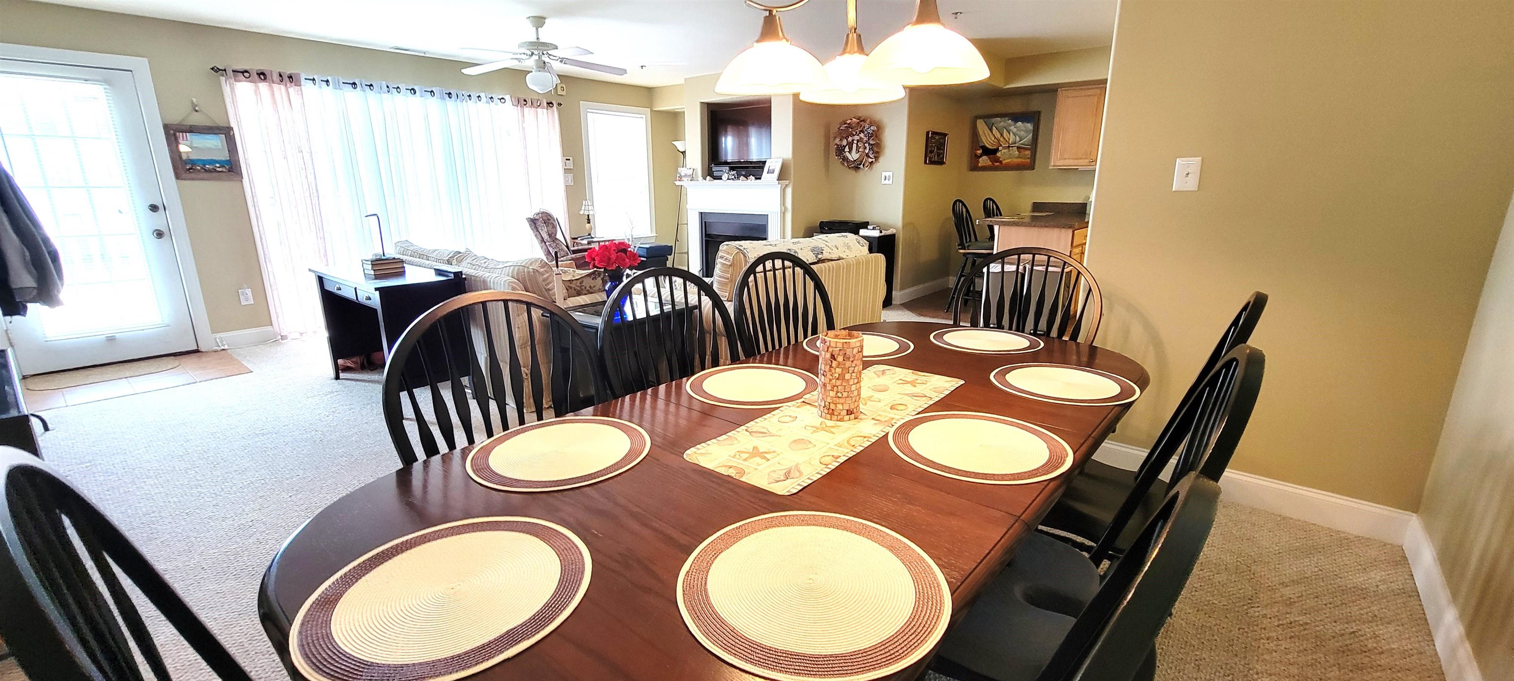 117 E Poplar Avenue Unit: 101