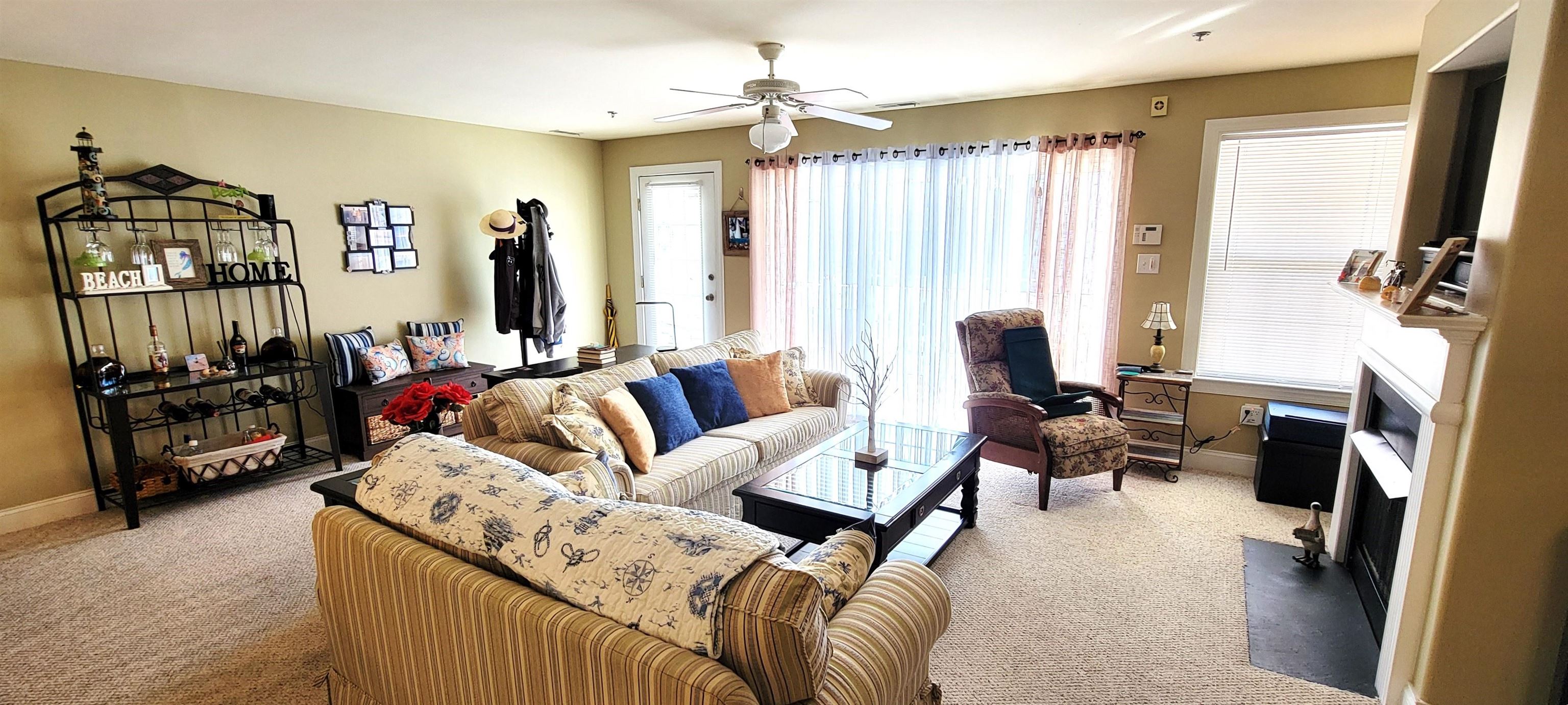 117 E Poplar Avenue Unit: 101