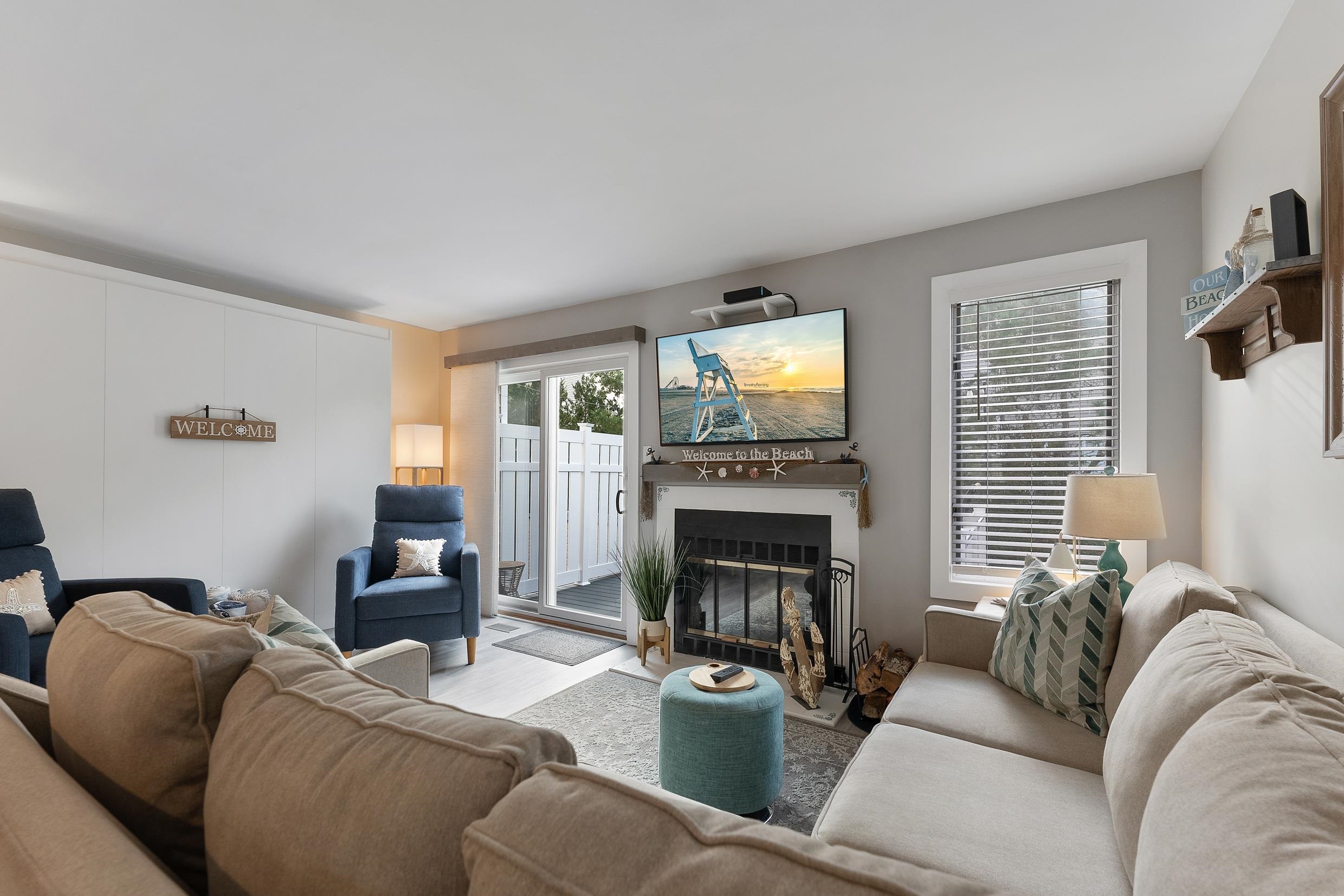 114 E Austin Ave Unit: 11