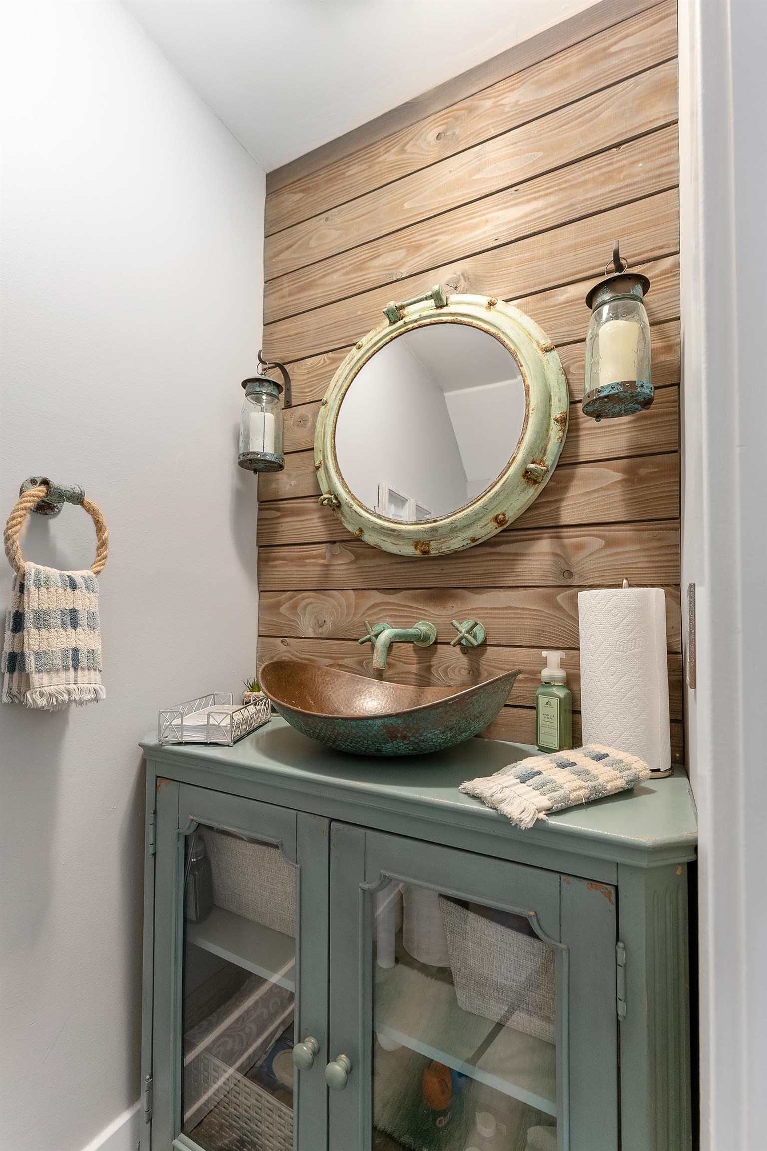 114 E Austin Ave Unit: 11