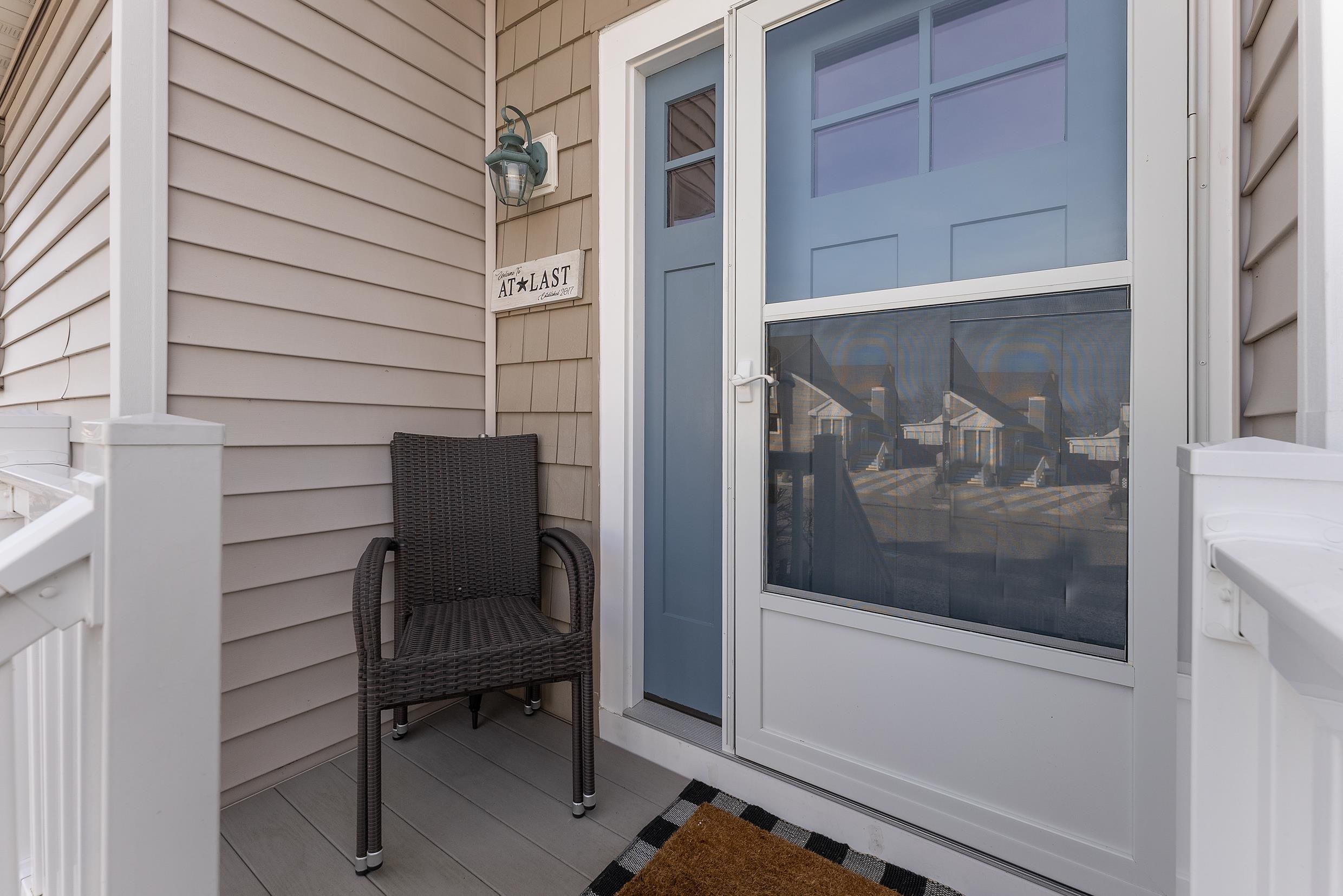 114 E Austin Ave Unit: 11