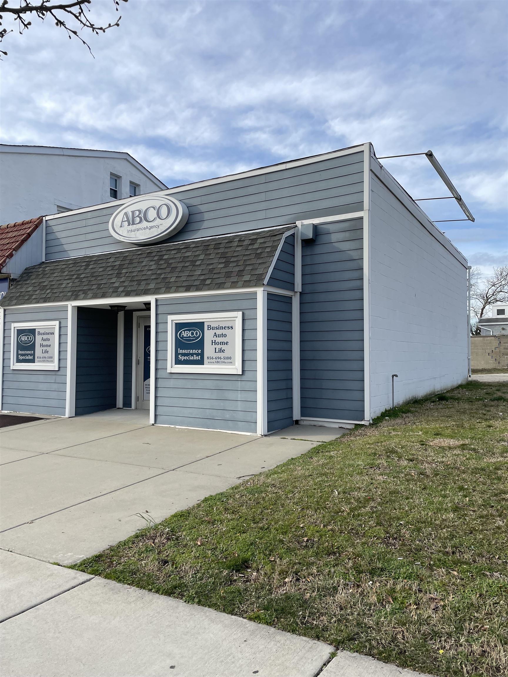 436 W Landis Avenue