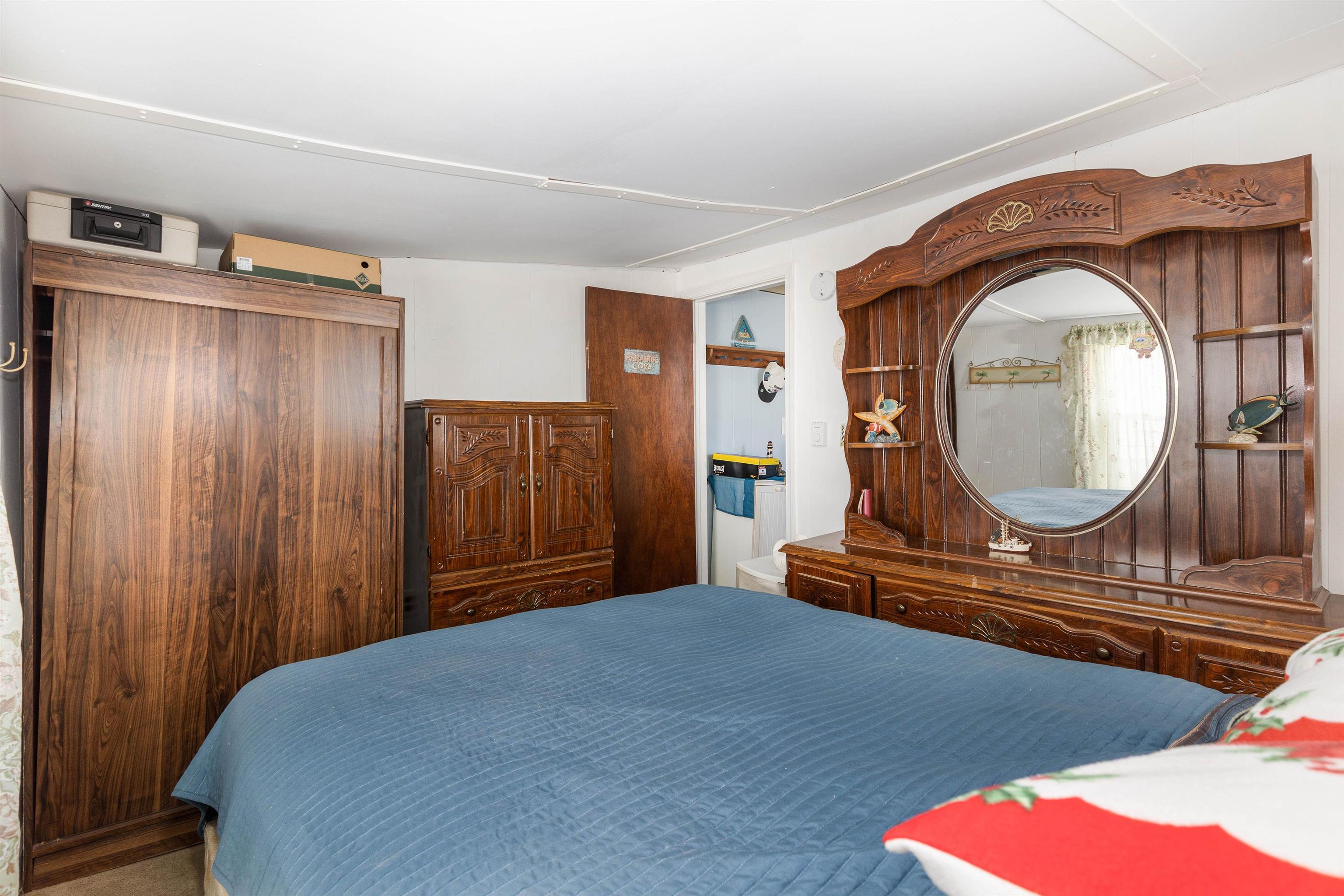 106 1/2 W 16th Street