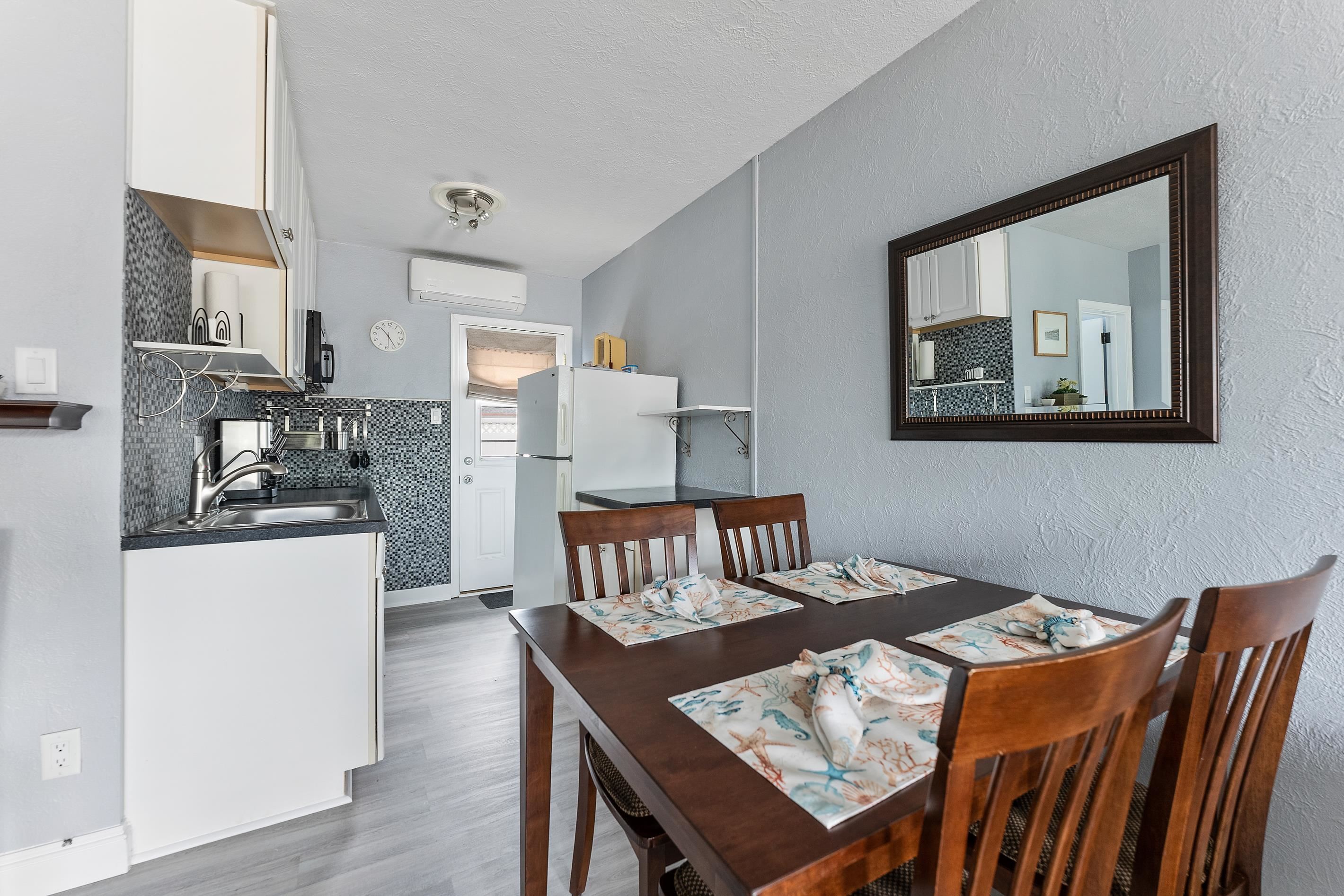 301 E Lavender Road Unit: B