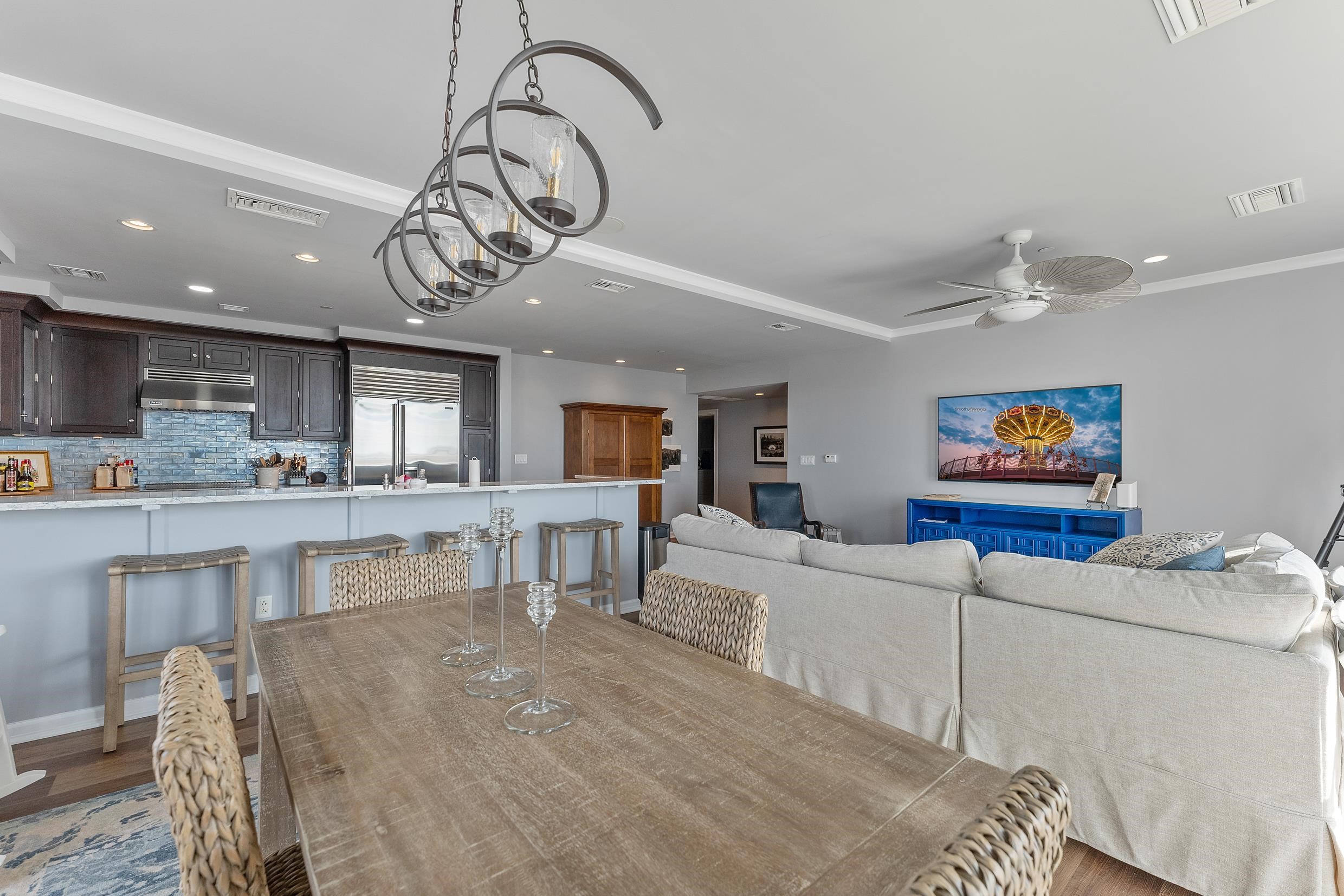 9601 Atlantic Avenue Unit: 904