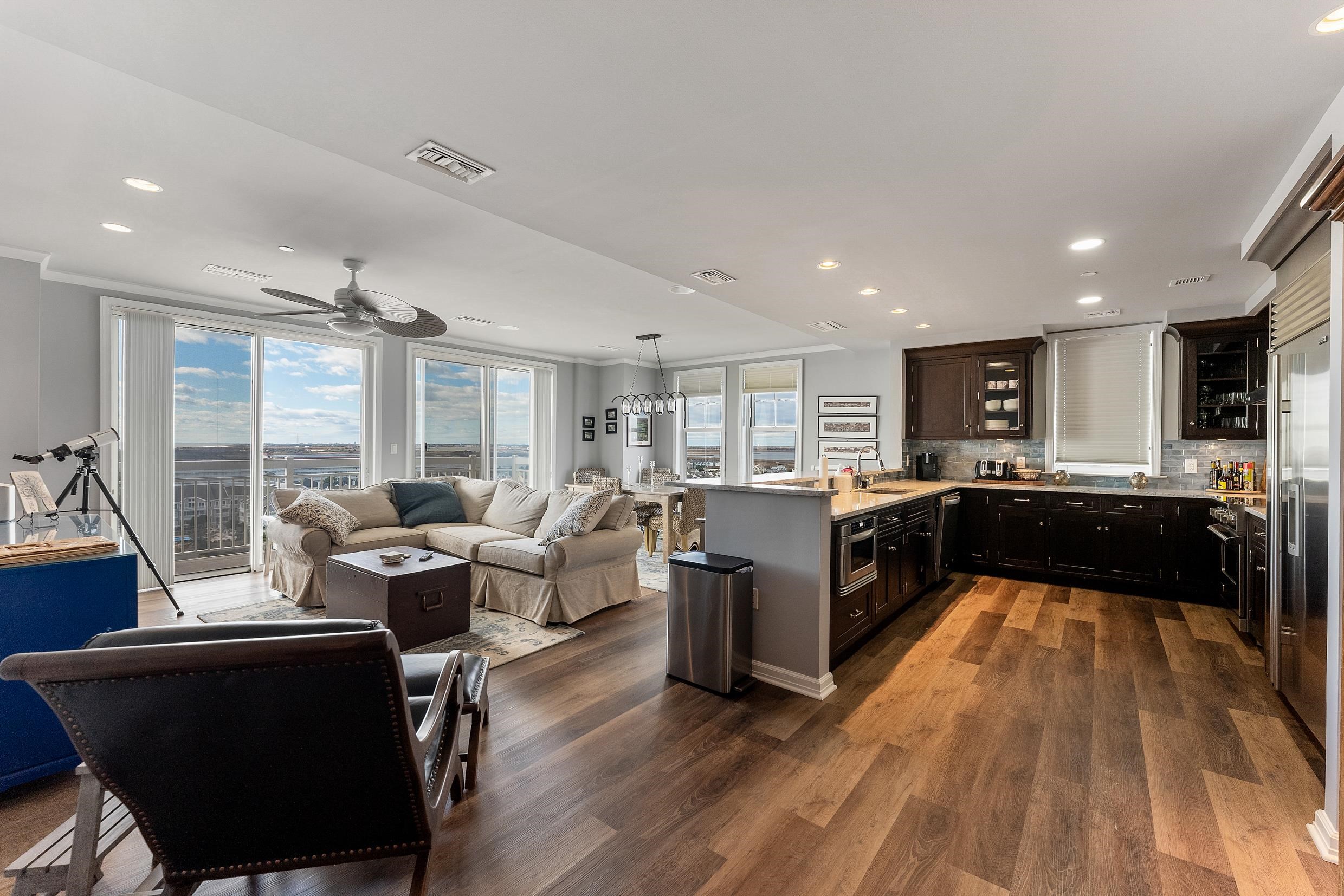 9601 Atlantic Avenue Unit: 904