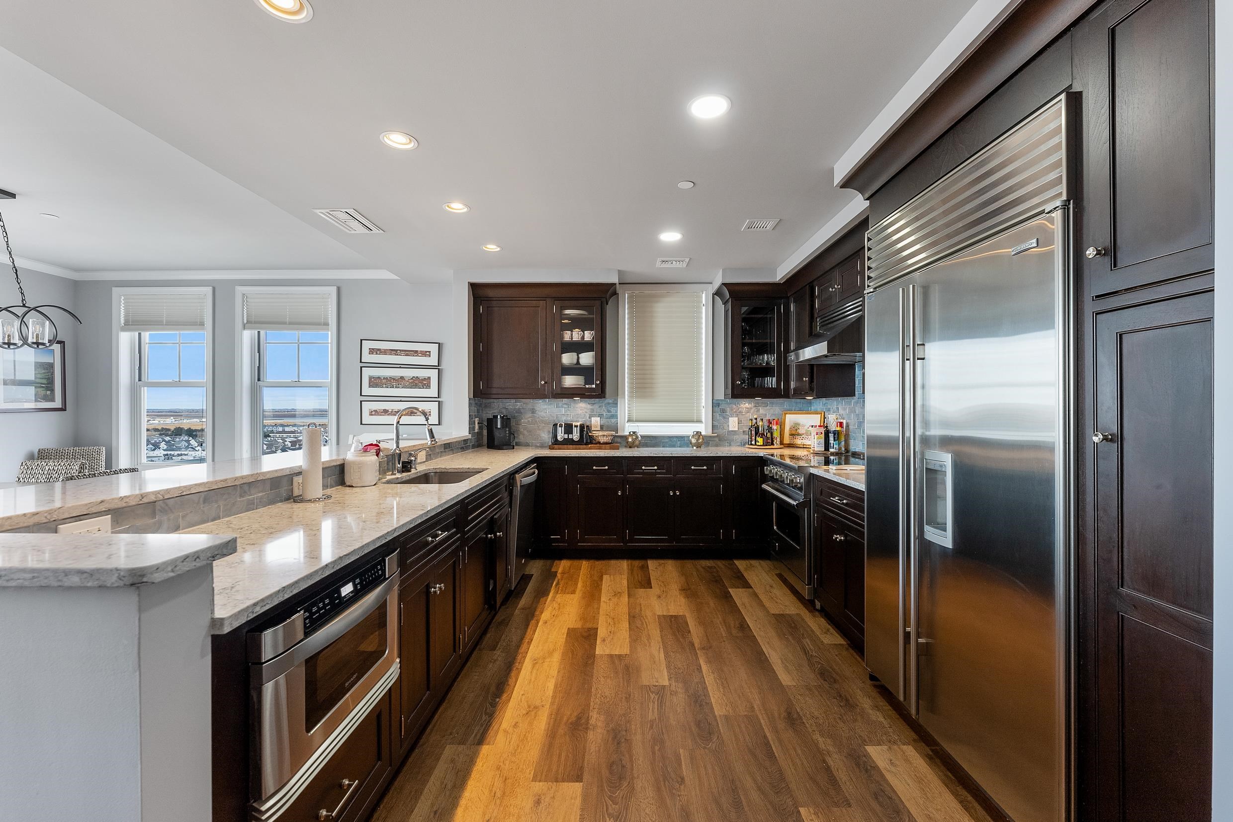 9601 Atlantic Avenue Unit: 904