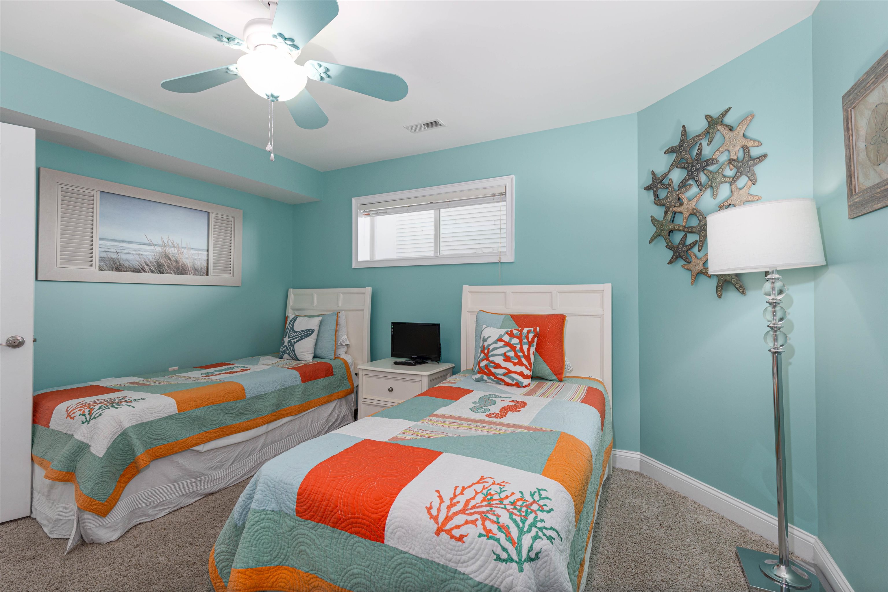 407 E Monterey Avenue Unit: 203