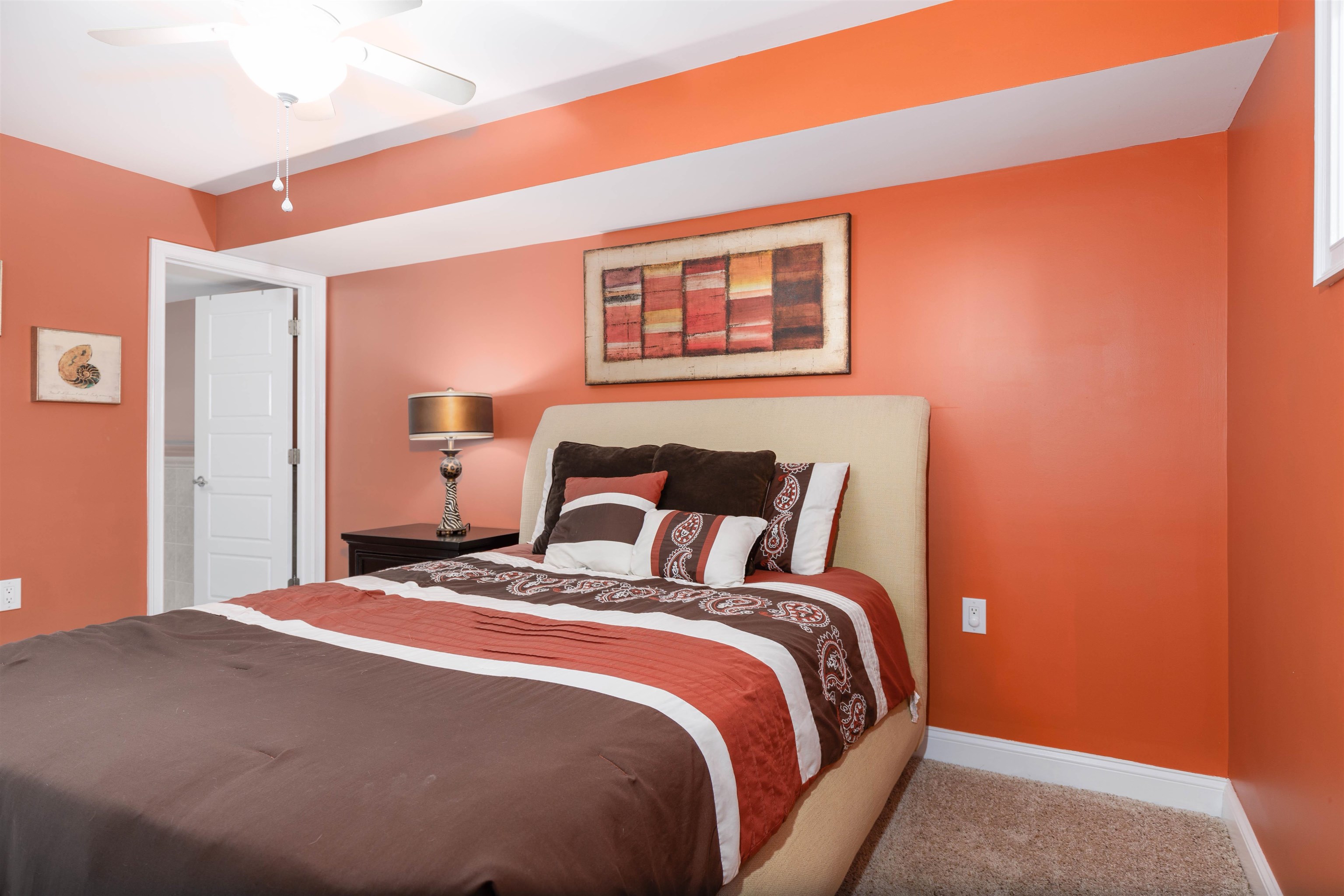 407 E Monterey Avenue Unit: 203