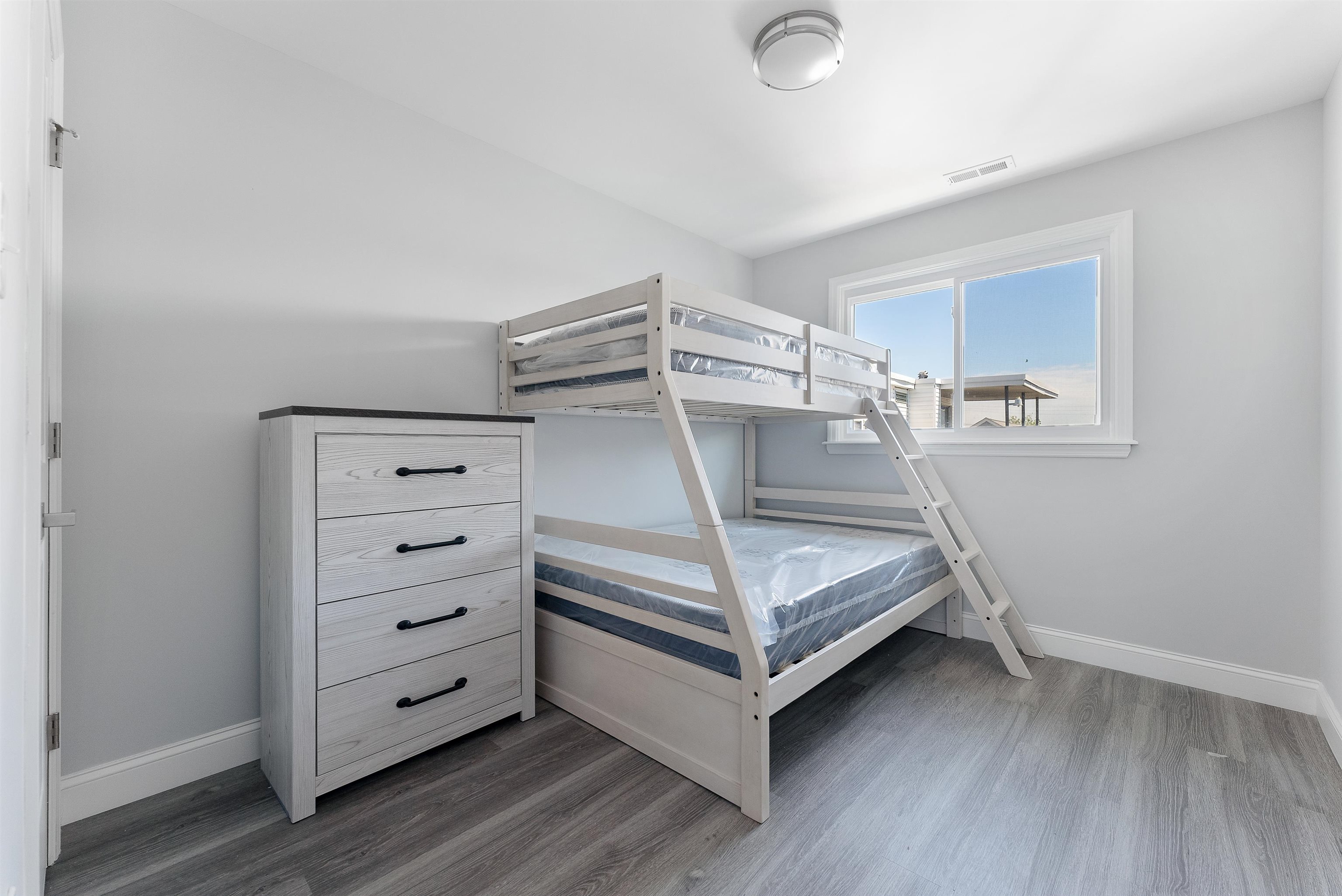 403 E 15th Avenue Unit: 7