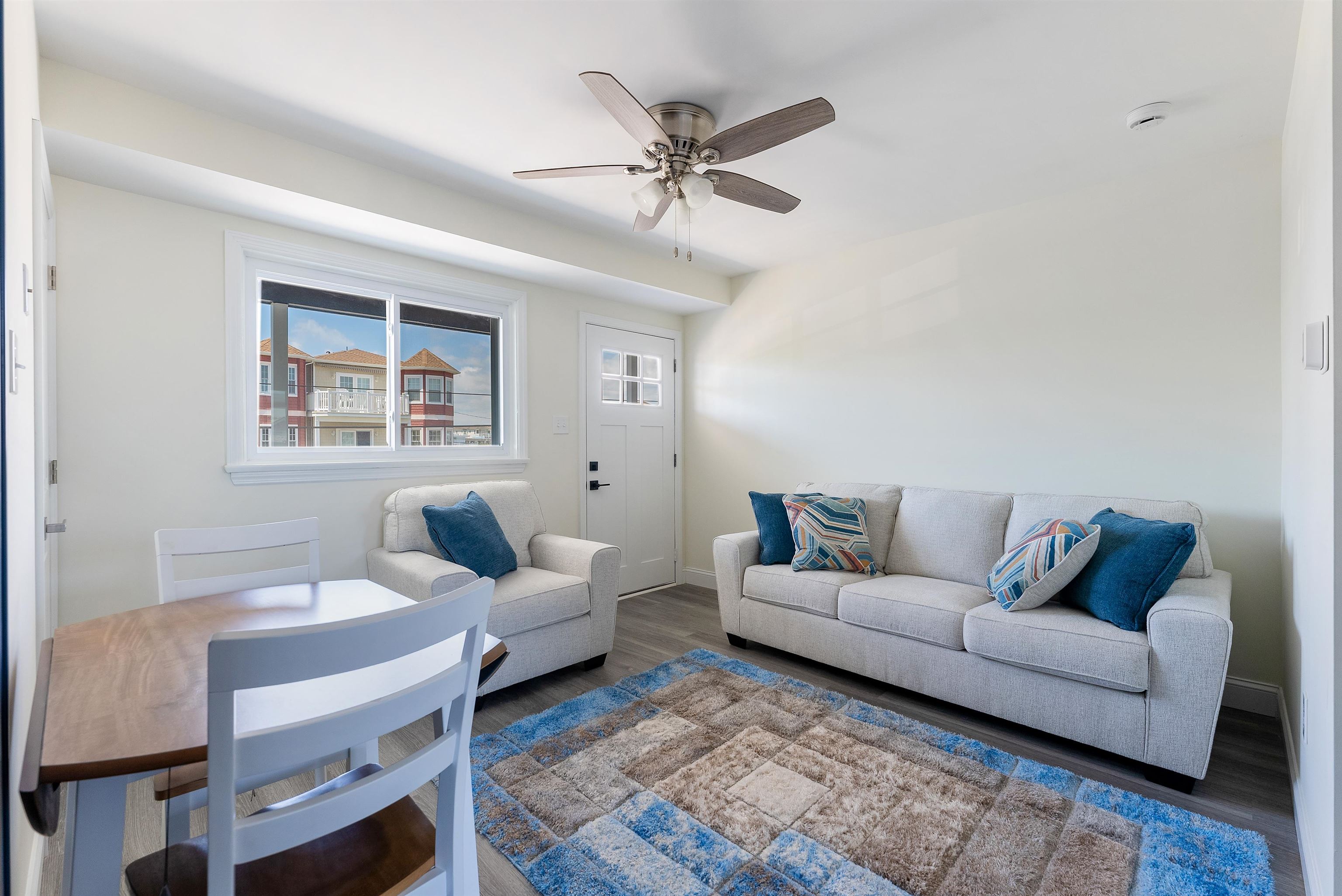 403 E 15th Avenue Unit: 7