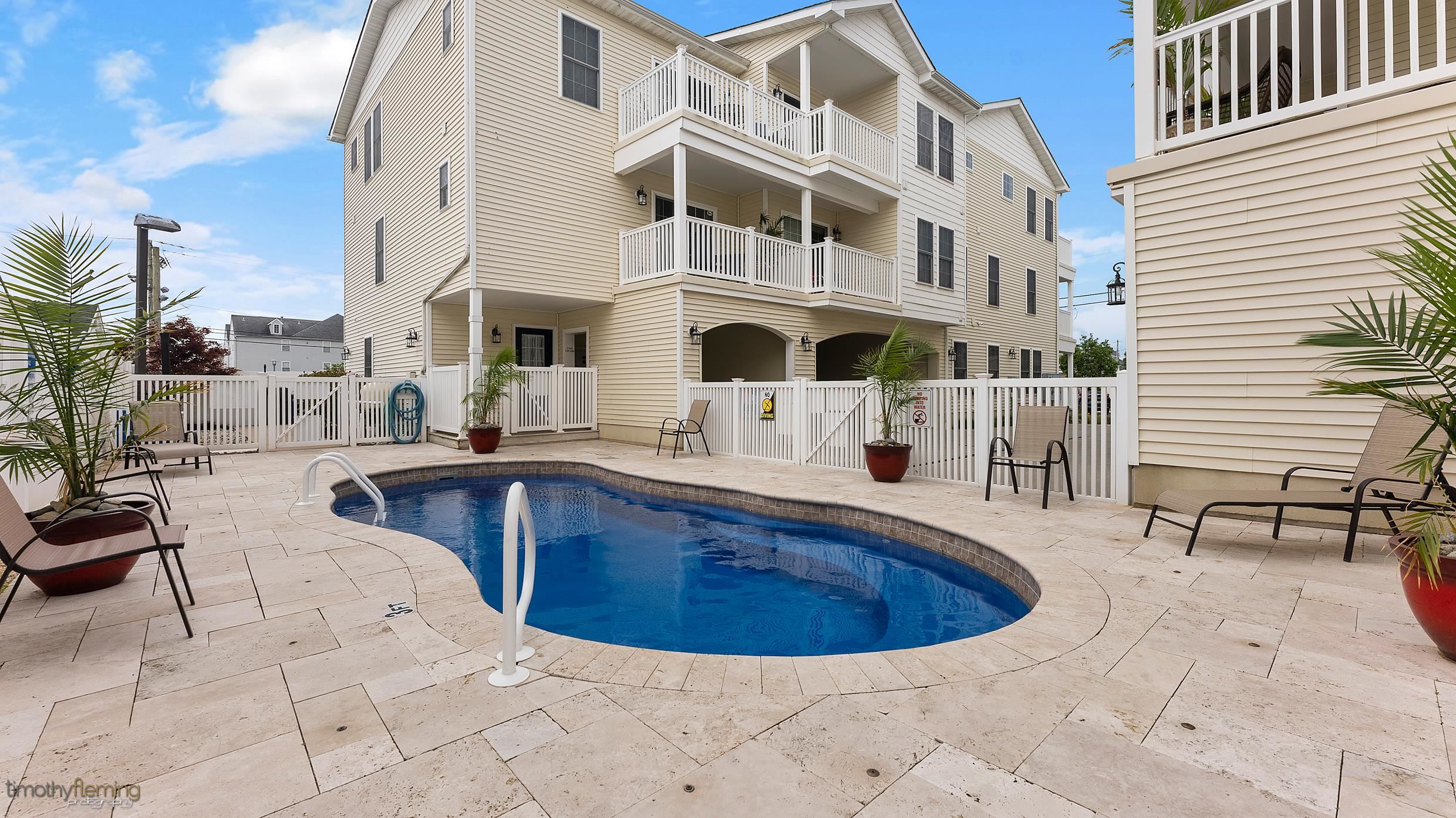 143 E Andrews Avenue Unit: 101