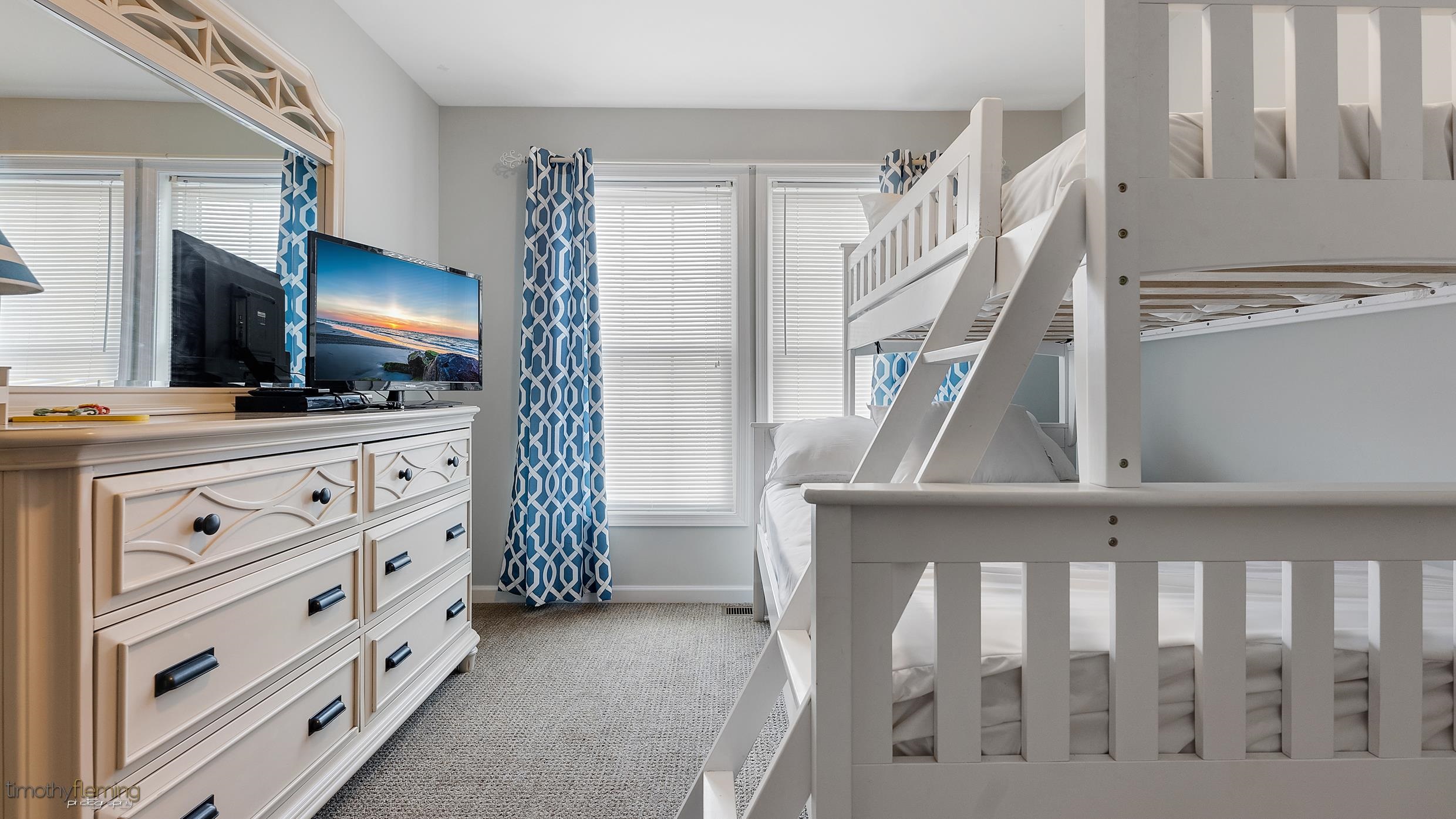 143 E Andrews Avenue Unit: 101