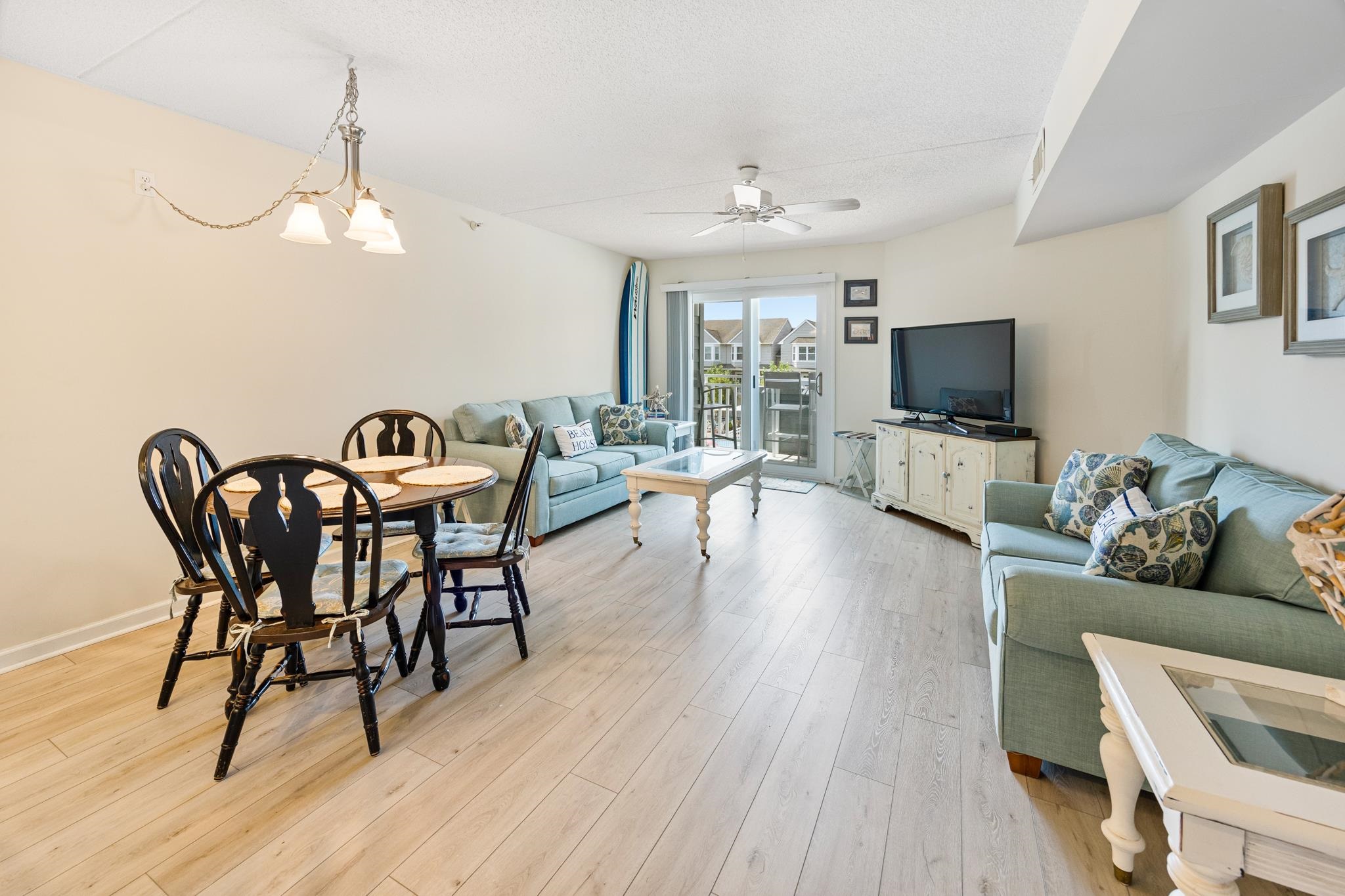 9907 Seapointe Boulevard Unit: 208
