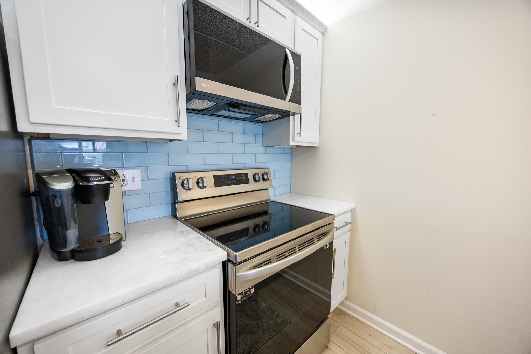 9907 Seapointe Boulevard Unit: 208