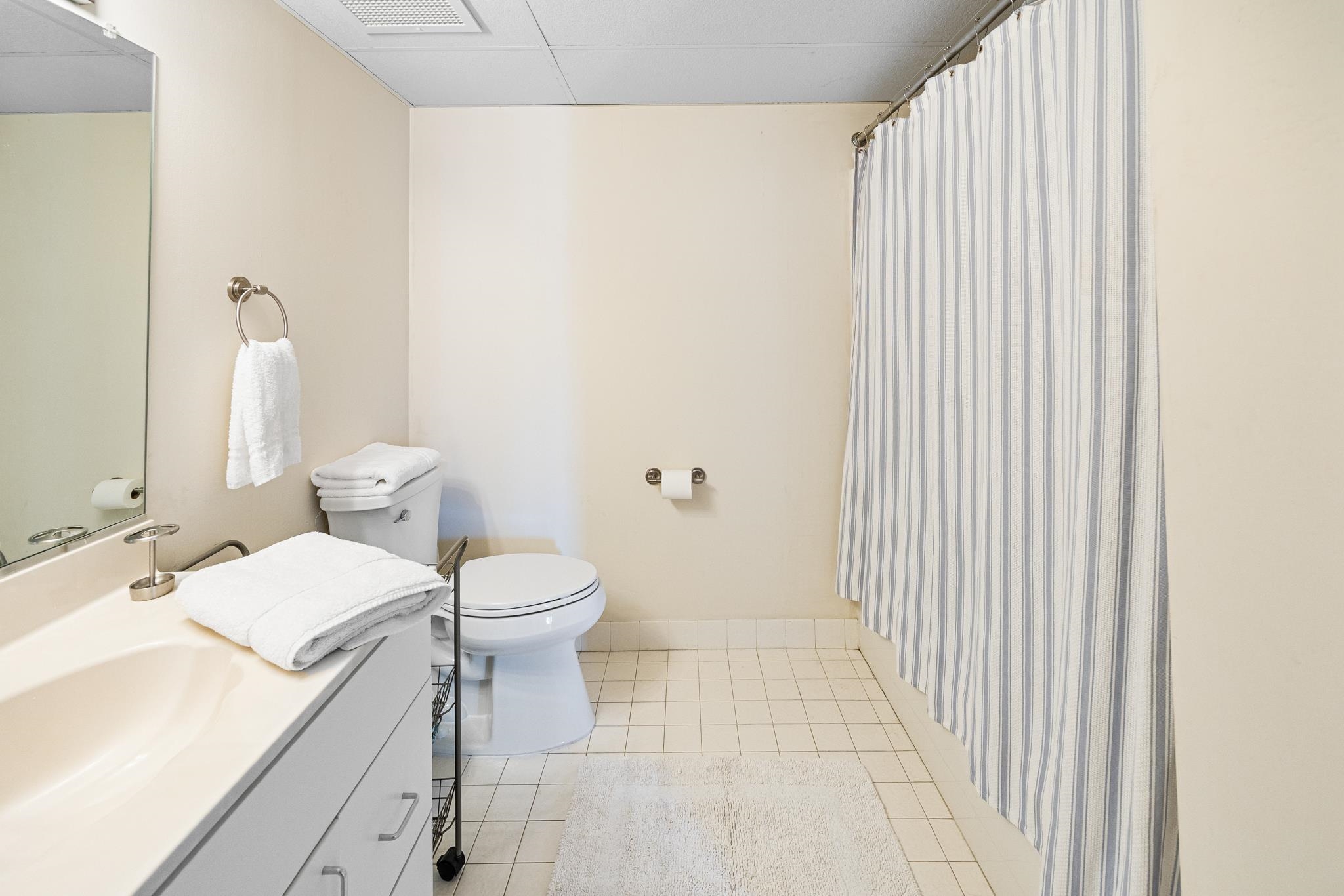 9907 Seapointe Boulevard Unit: 208