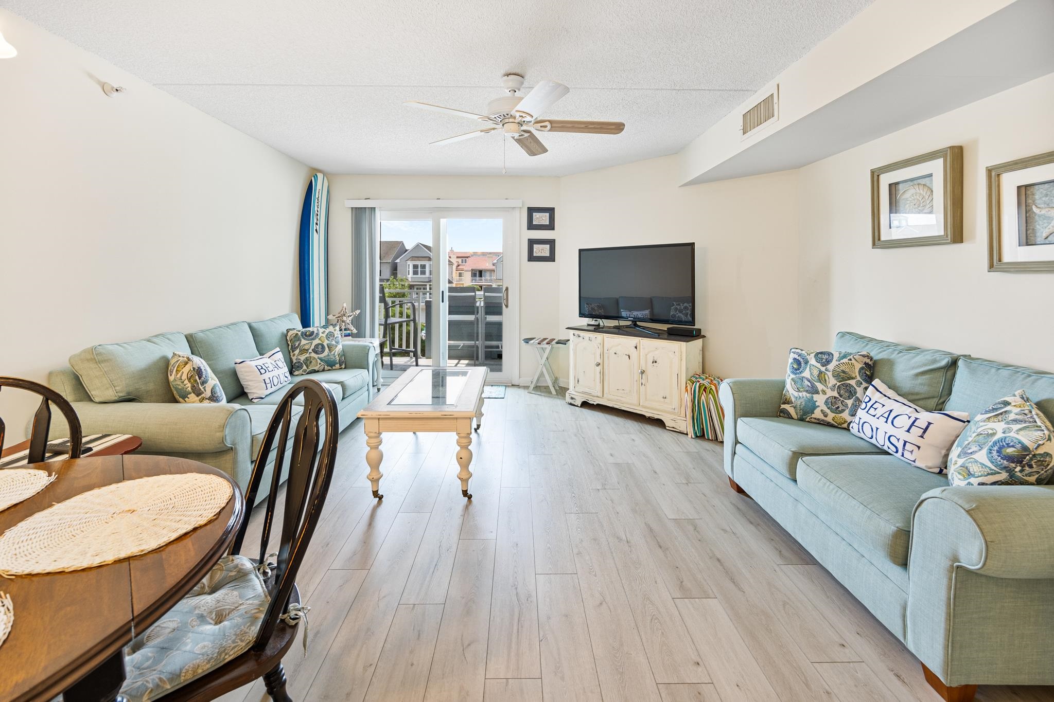 9907 Seapointe Boulevard Unit: 208