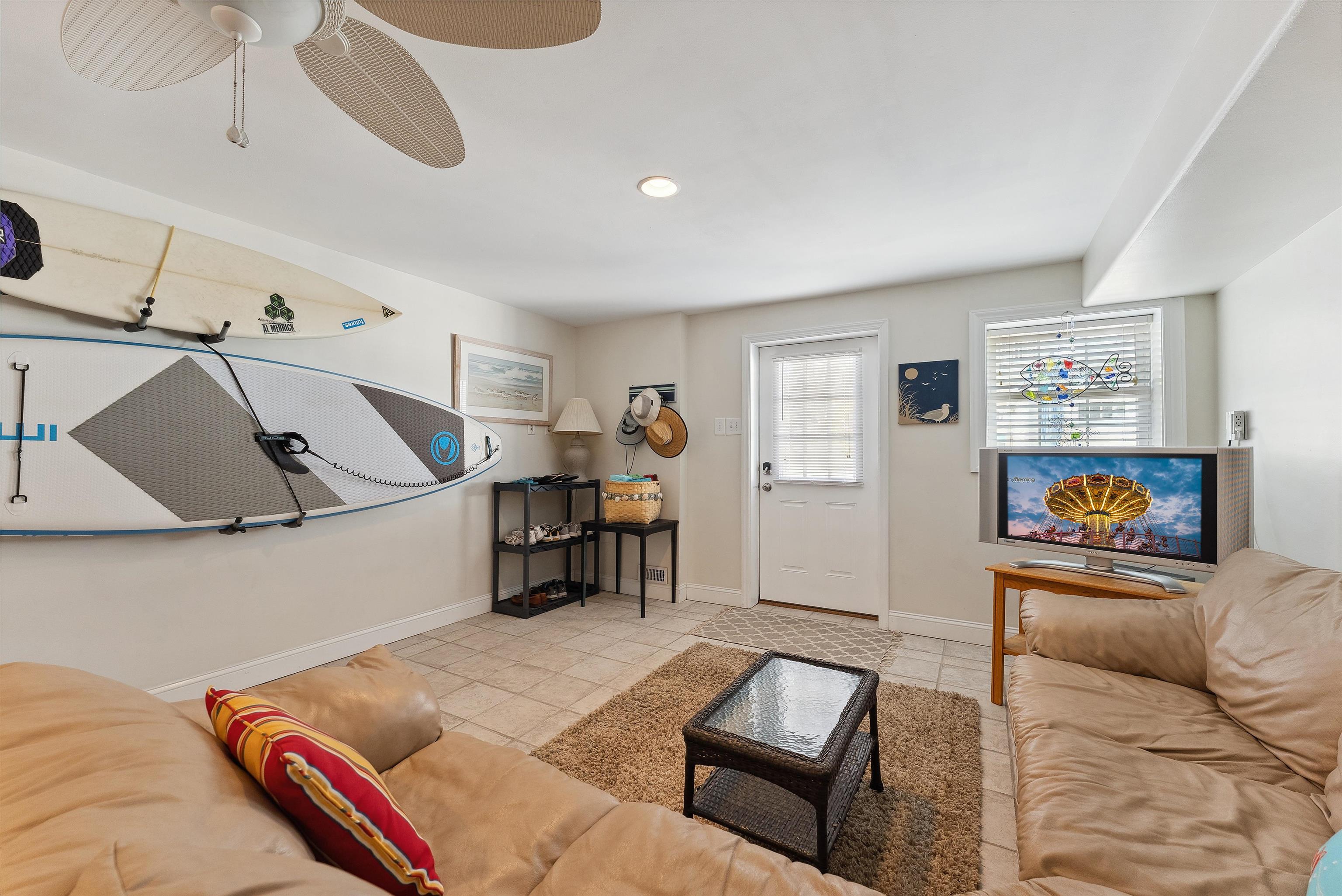 122 W 56th Street Unit: West