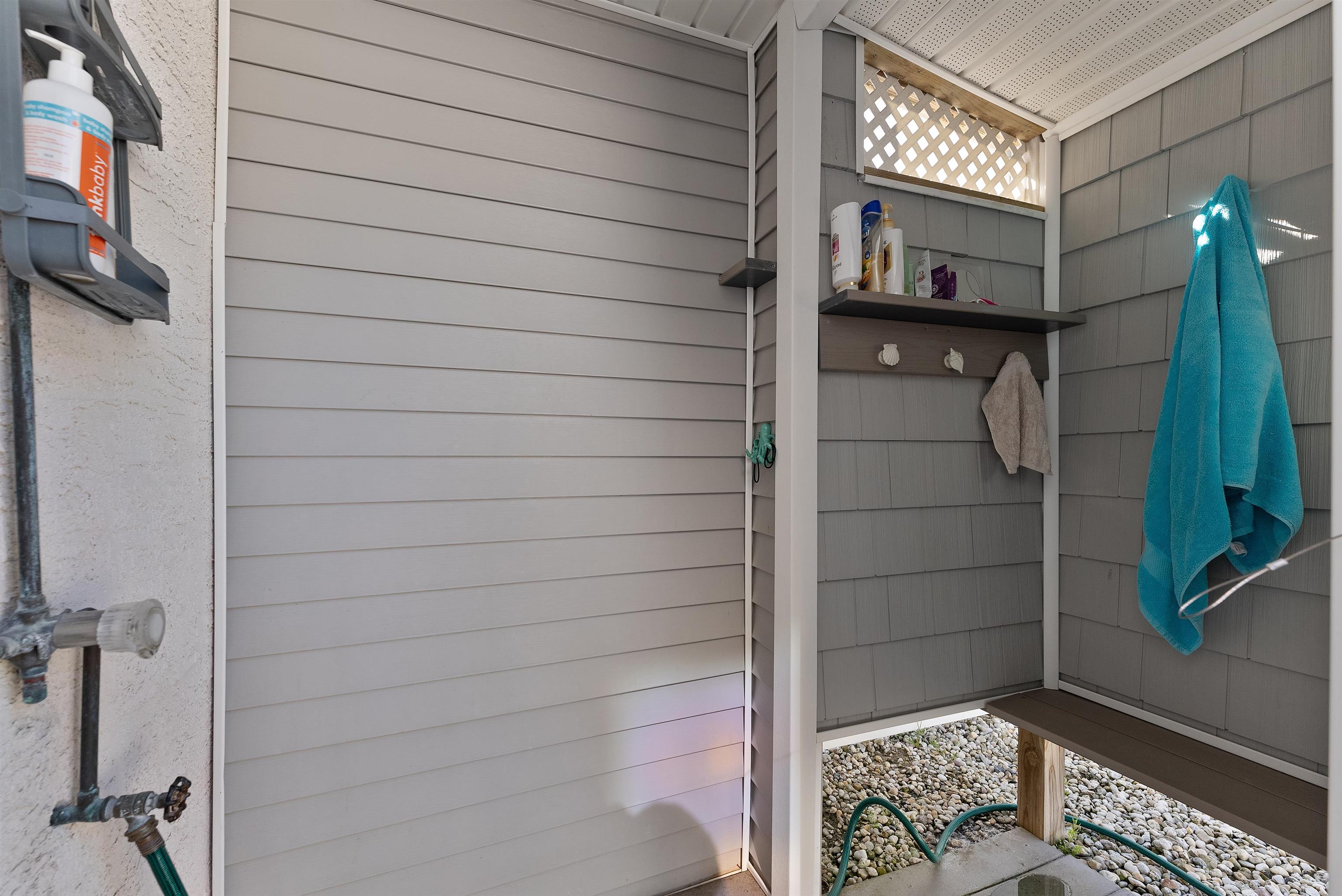 122 W 56th Street Unit: West