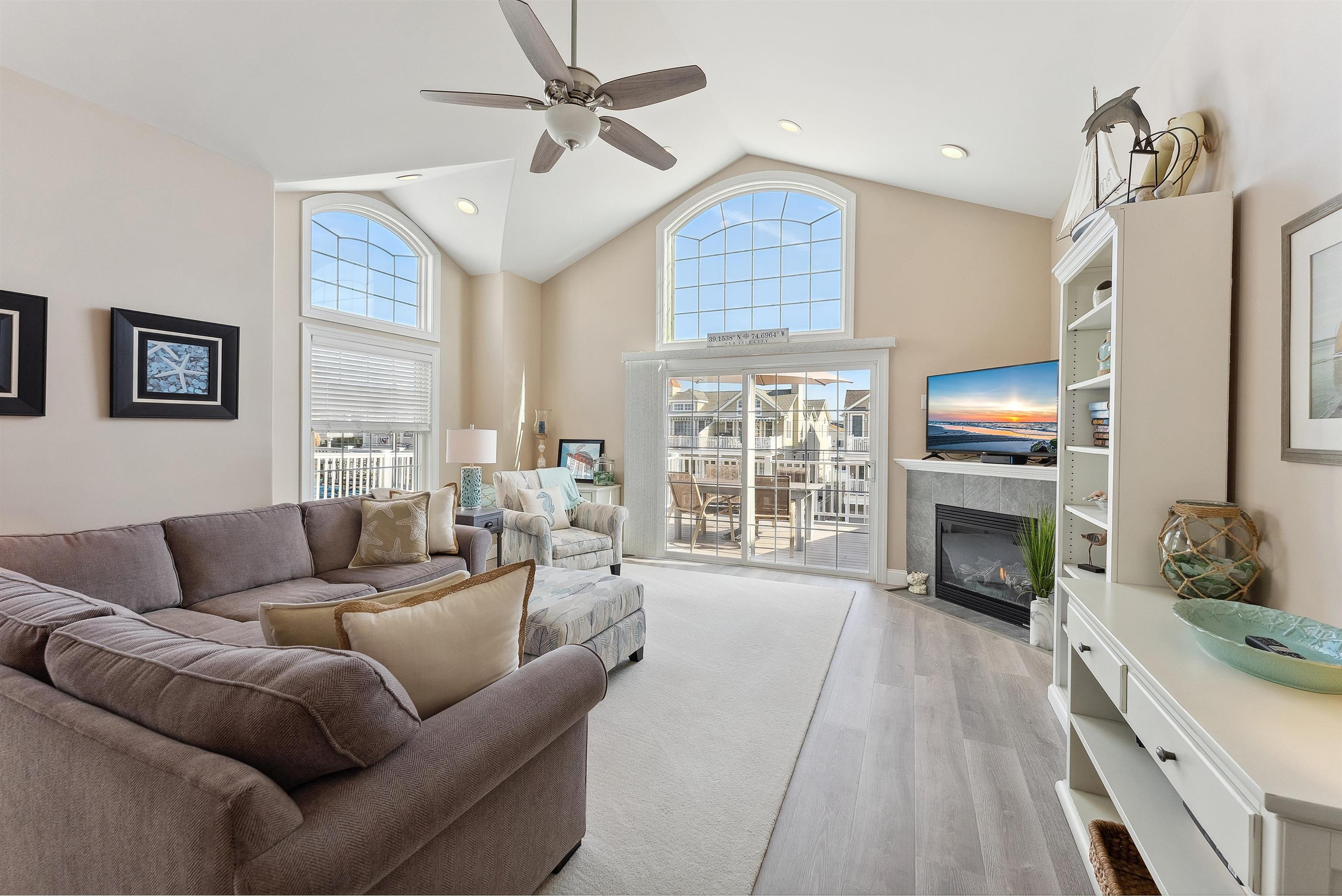 122 W 56th Street Unit: West