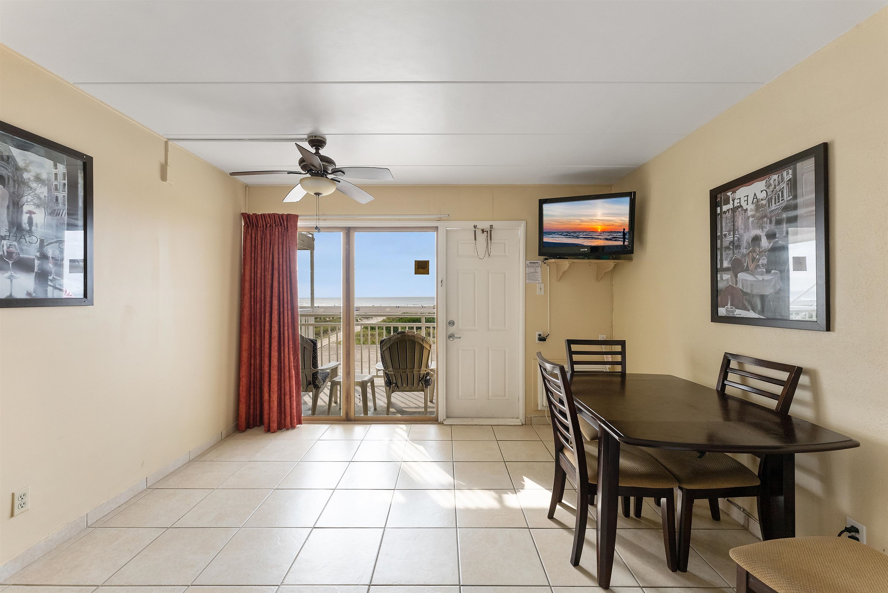 427 E Miami Avenue Unit: 303