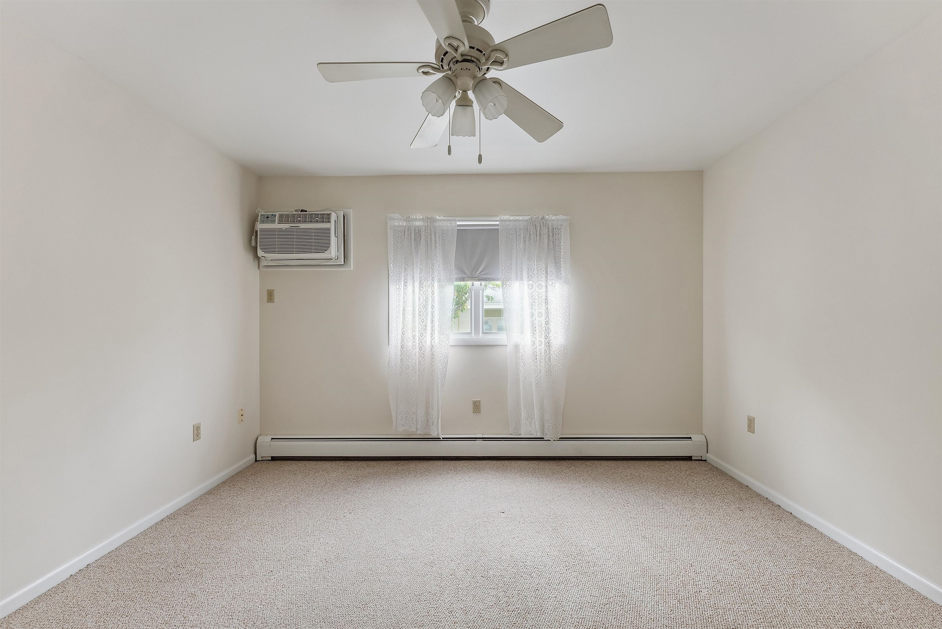 102 E Primrose Road Unit: B